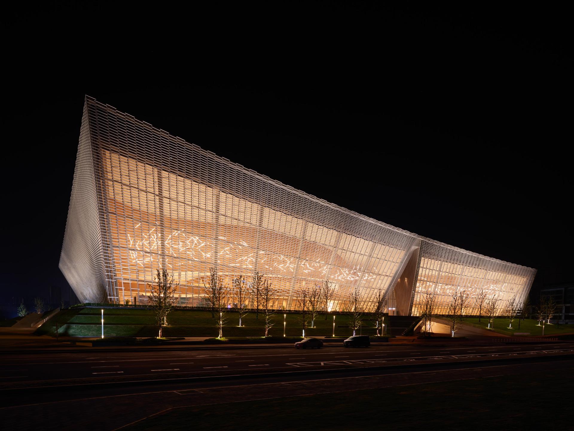 Nanchang Grand Theatre - image 3
