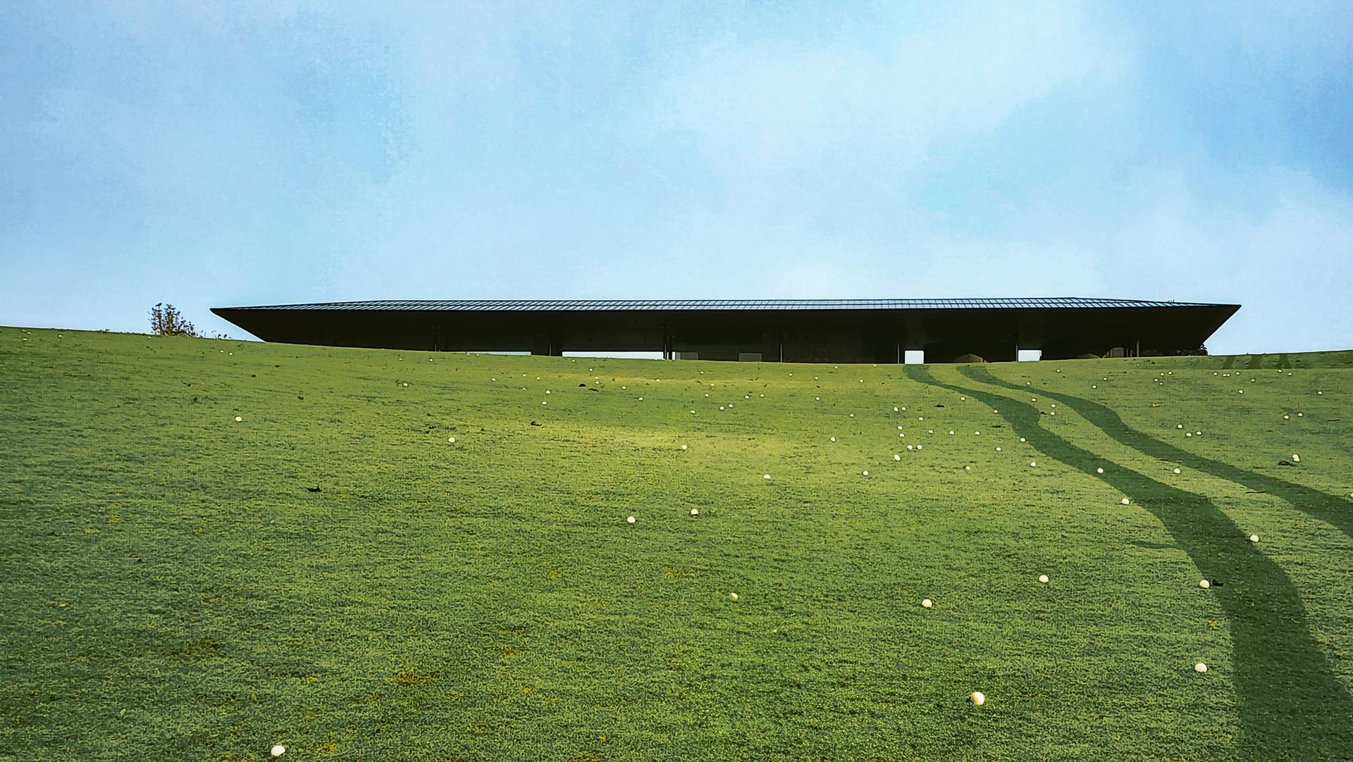 "The Indigo" Driving Range - image 2