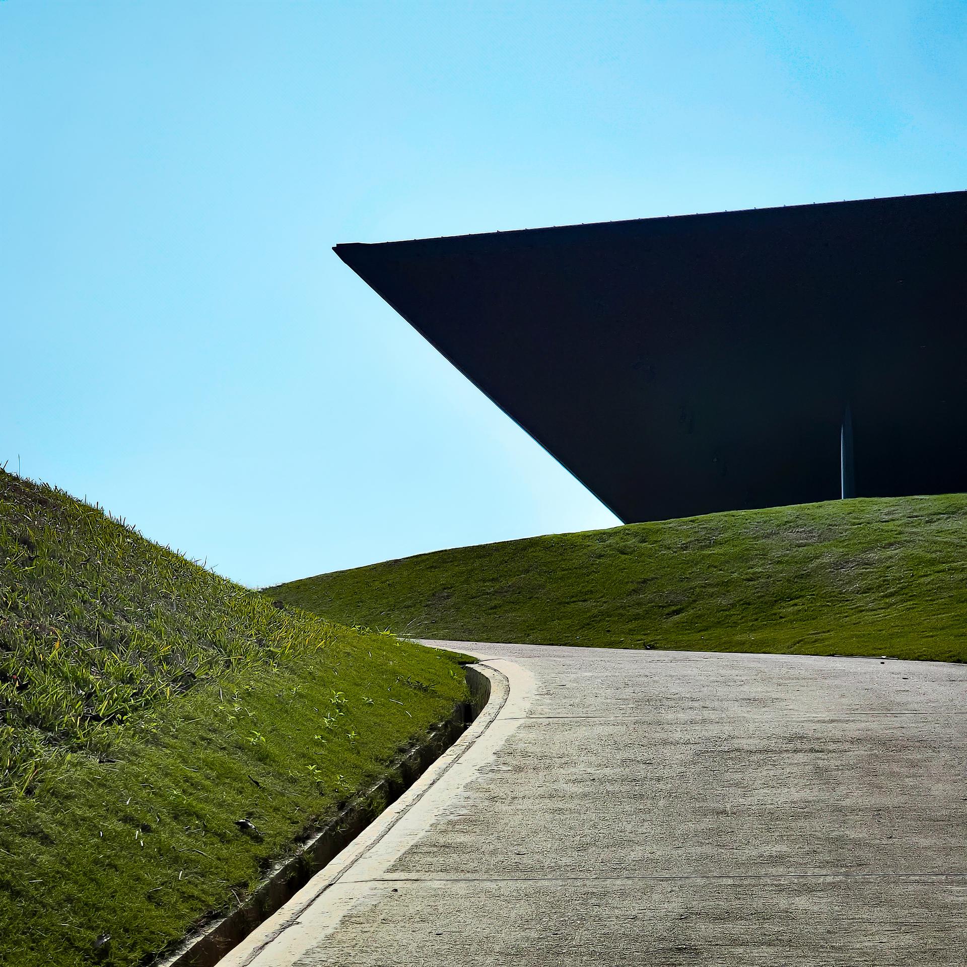 "The Indigo" Driving Range - image 14
