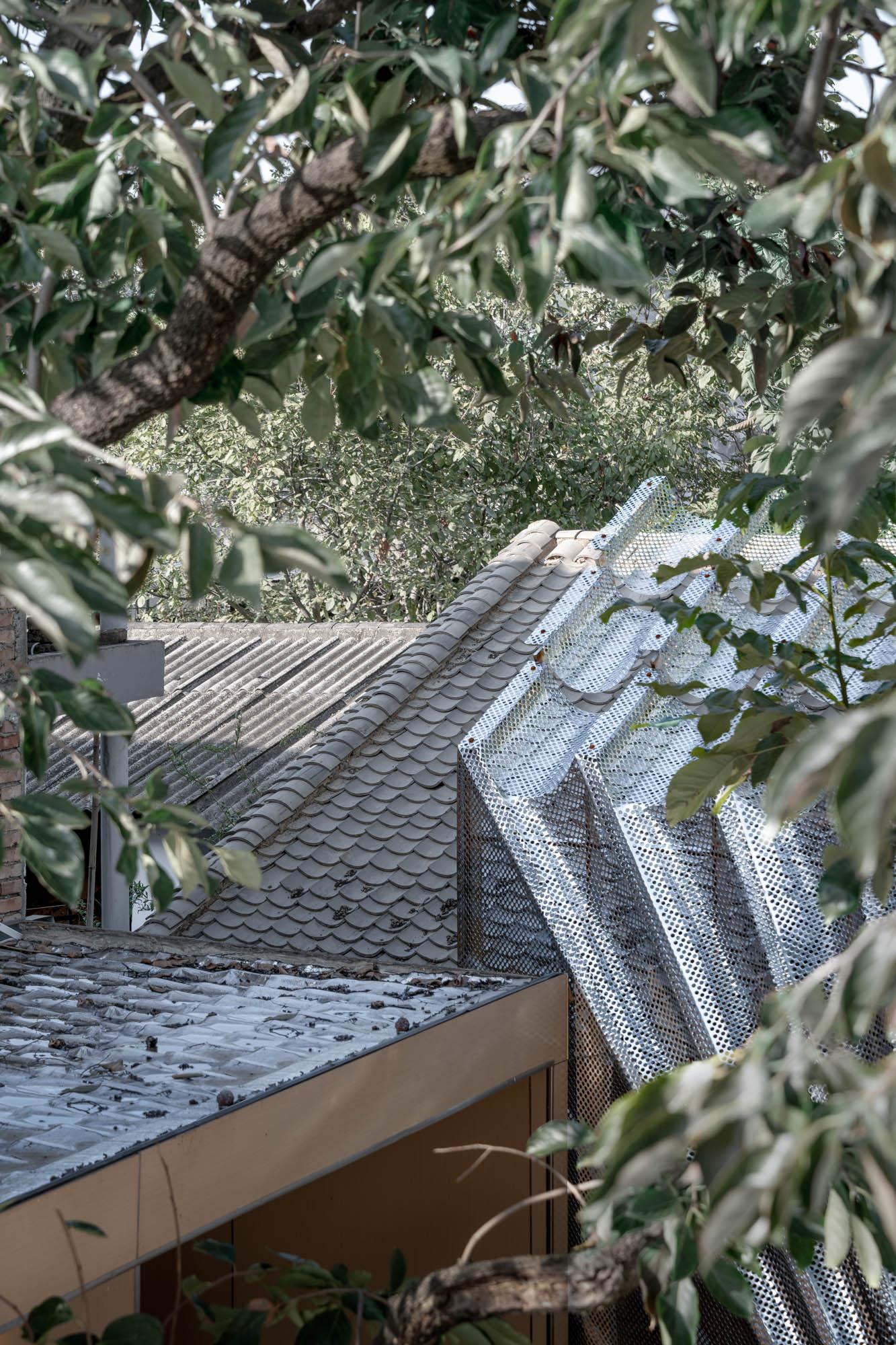Streaming Light Exhibition Hall – Courtyard Renovation for the GuanZhong Mangba Art Festival - image 7