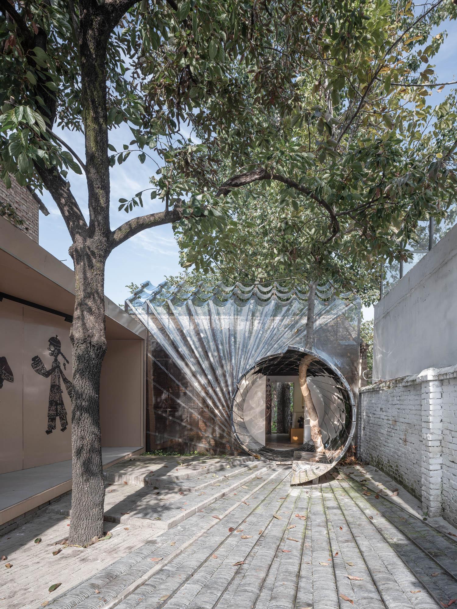 Streaming Light Exhibition Hall – Courtyard Renovation for the GuanZhong Mangba Art Festival - image 17
