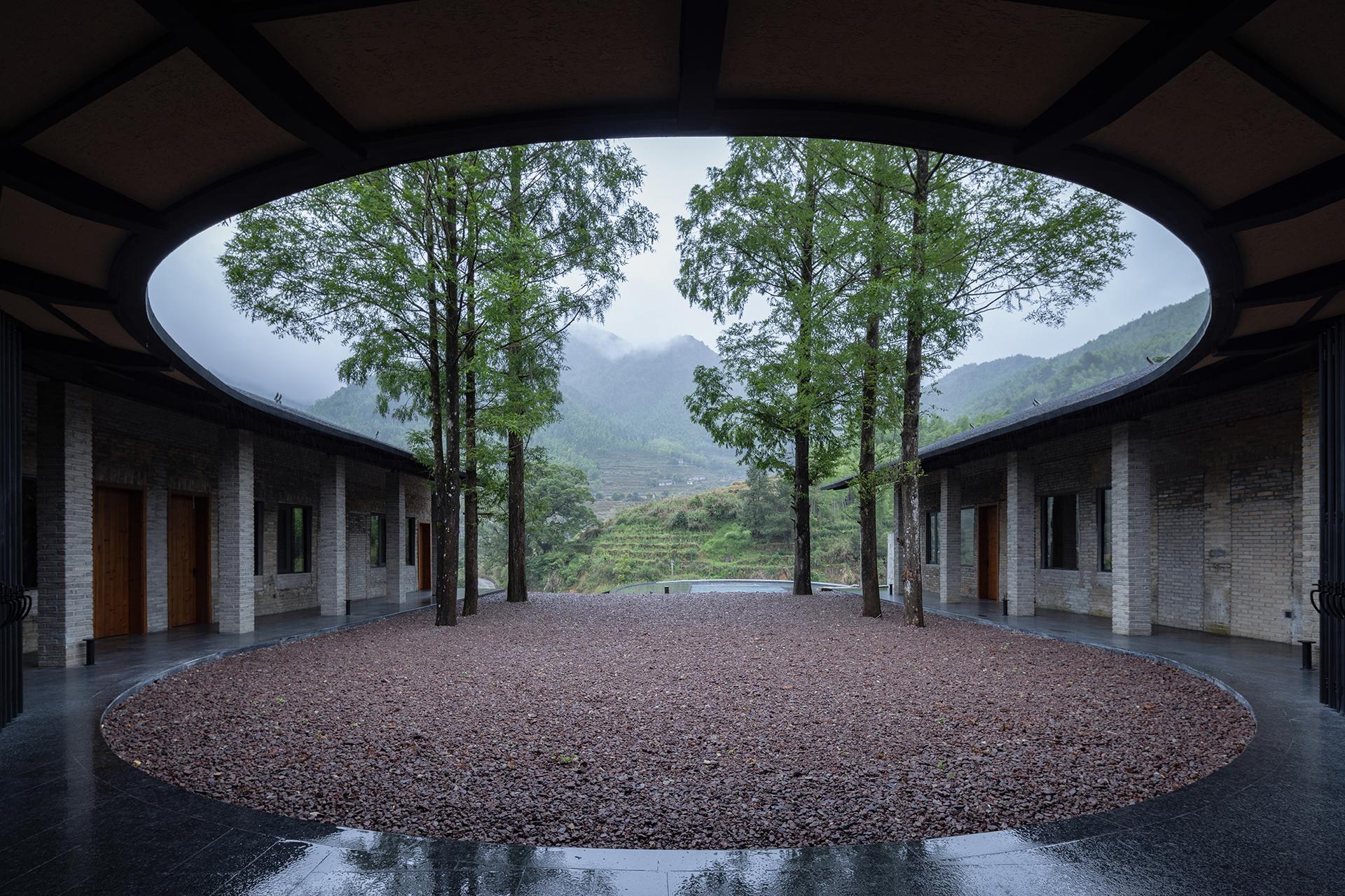 Dialogue with Nature—Commune STORE - image 8