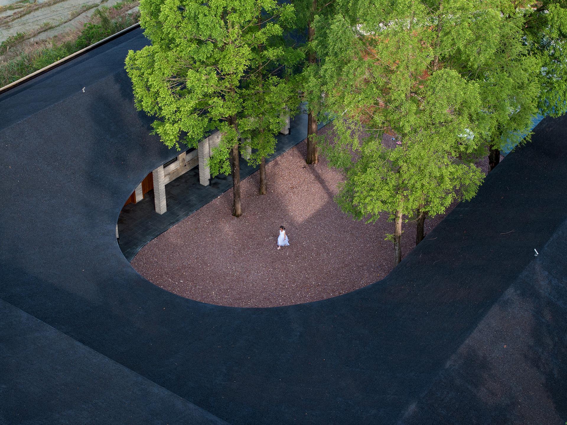 Dialogue with Nature—Commune STORE - image 9