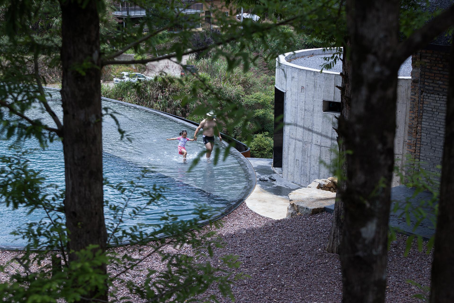 Dialogue with Nature—Commune STORE - image 14