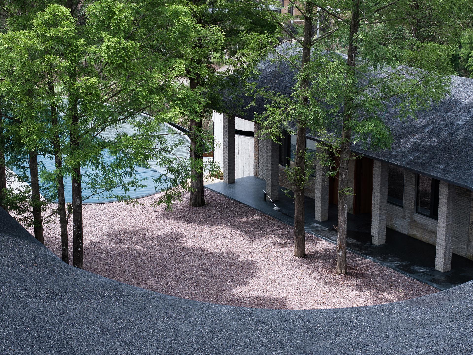 Dialogue with Nature—Commune STORE - image 16