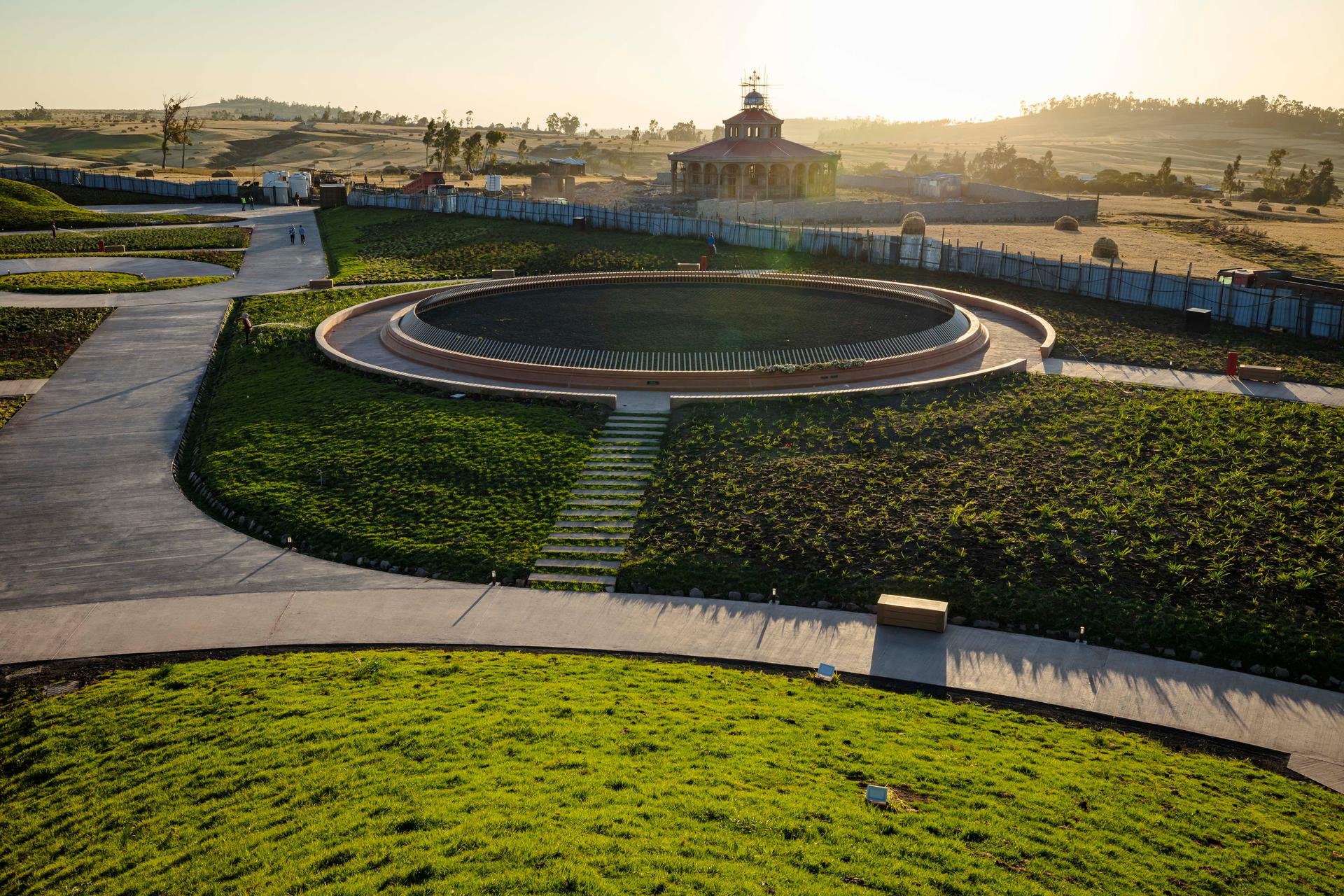 The ET-302 Memorial - image 13
