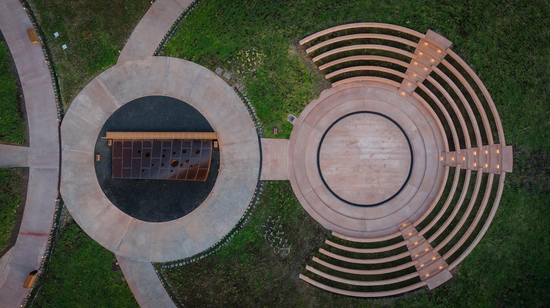 The ET-302 Memorial - image 28