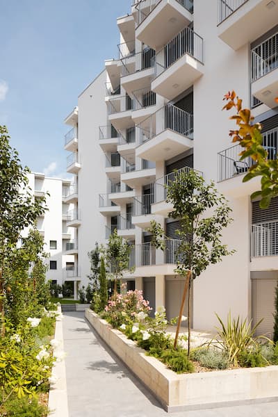 MATER APARTMENT BUILDING LUGANO - image 2