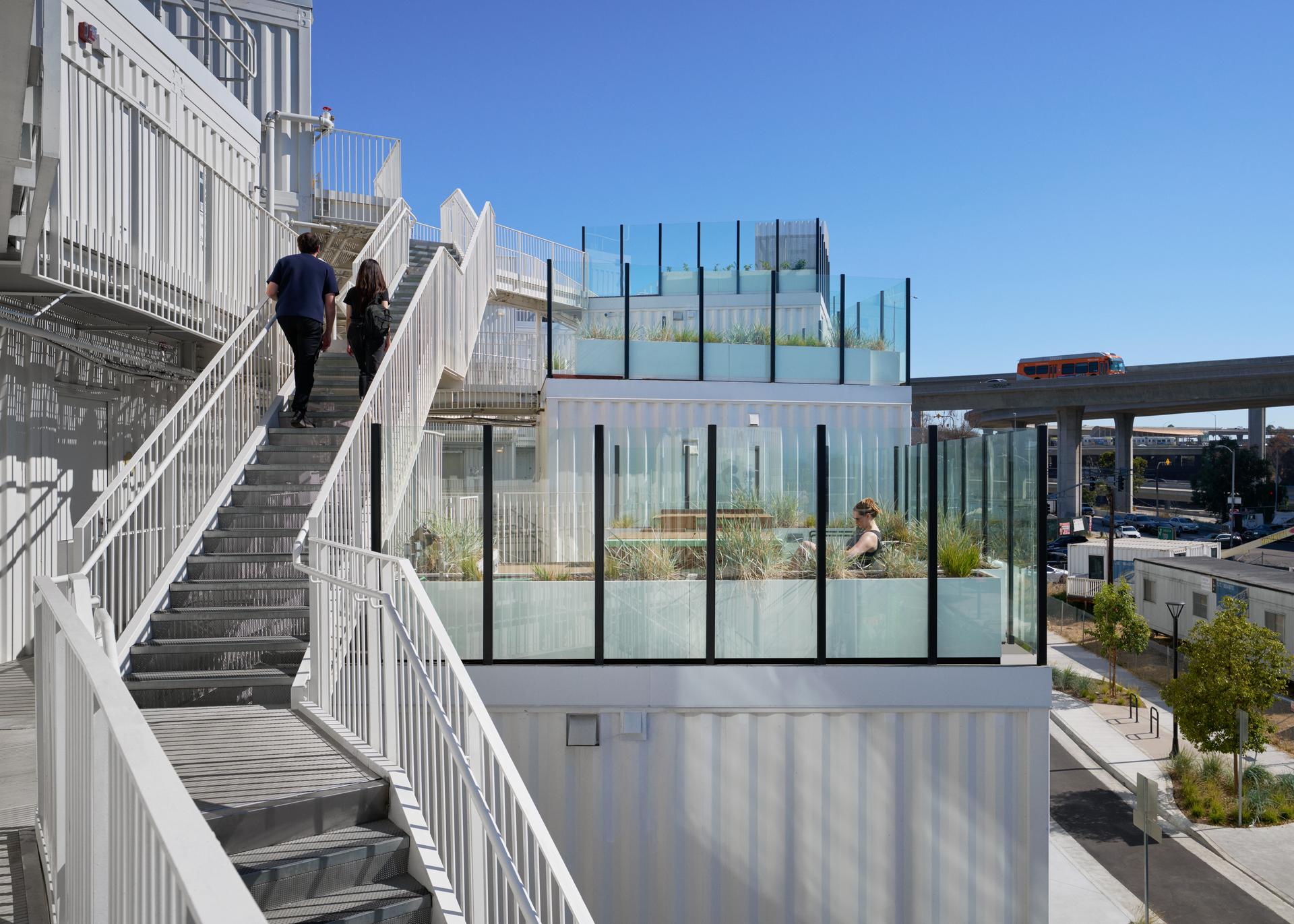 Isla Intersections Supportive Housing and Paseo - image 4