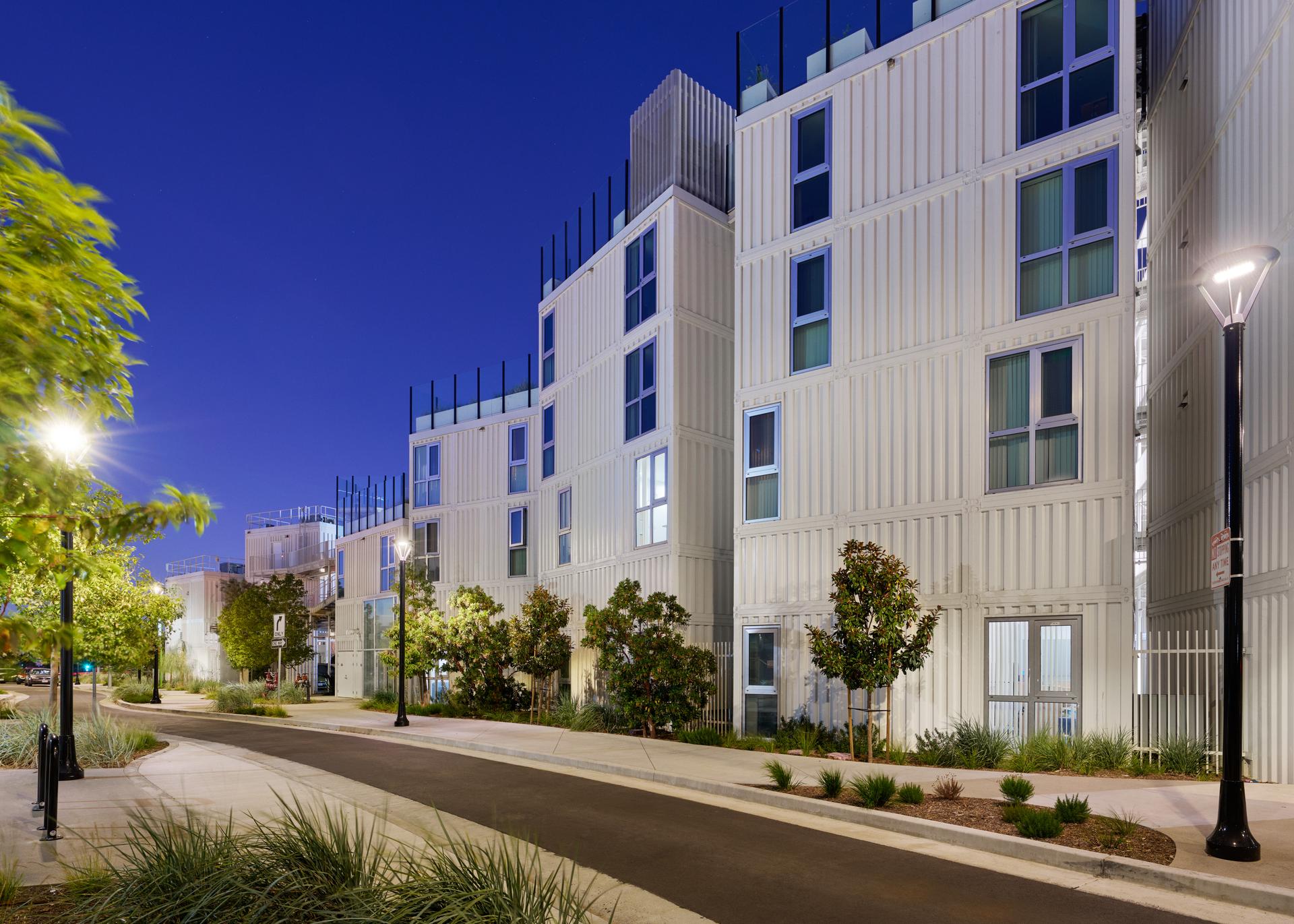 Isla Intersections Supportive Housing and Paseo - image 9