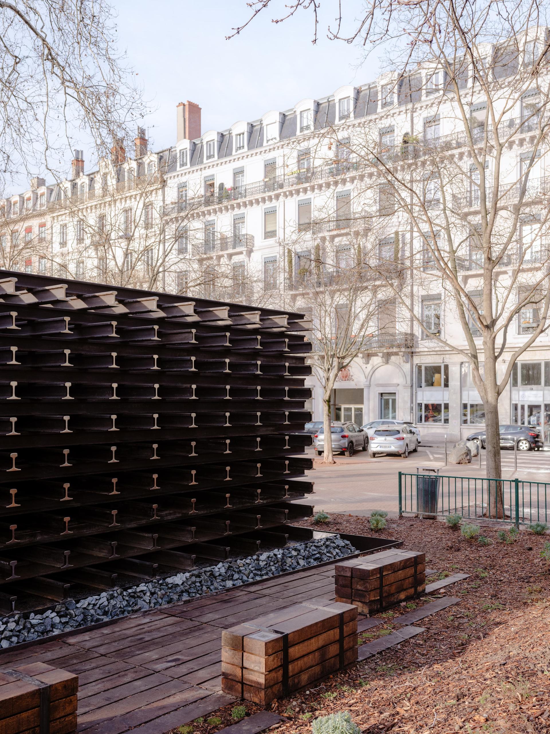 Rails of memory - image 10