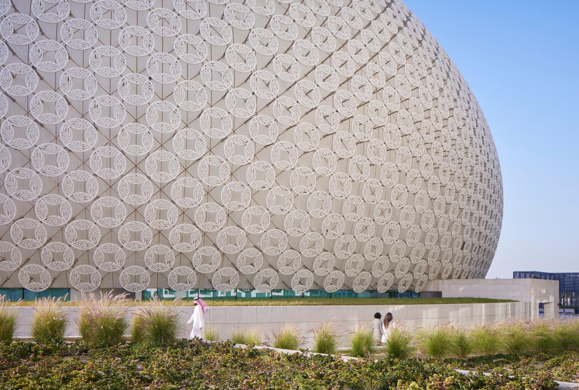 Kuwait University's Convocation Hall - image 9