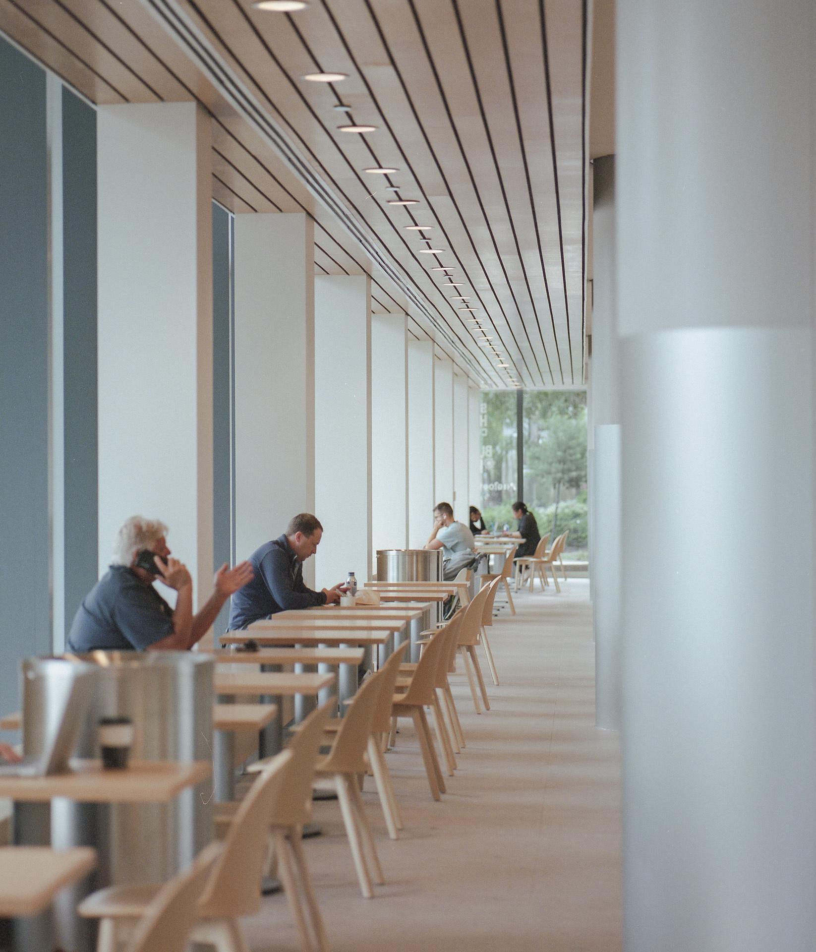Food Hall at the Center for Care & Discovery - image 10