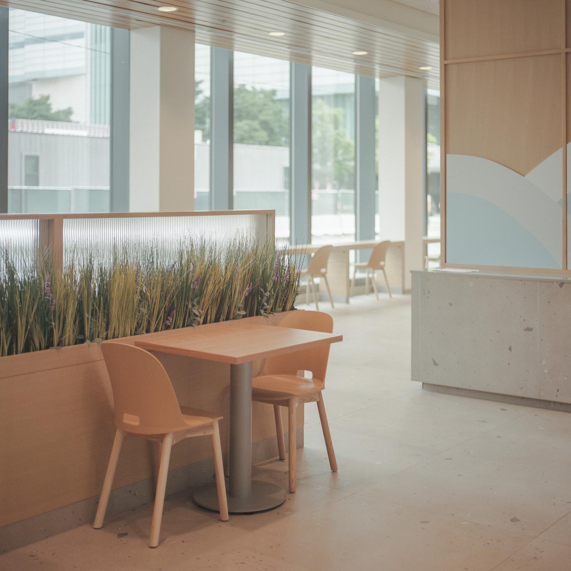 Food Hall at the Center for Care & Discovery - image 14