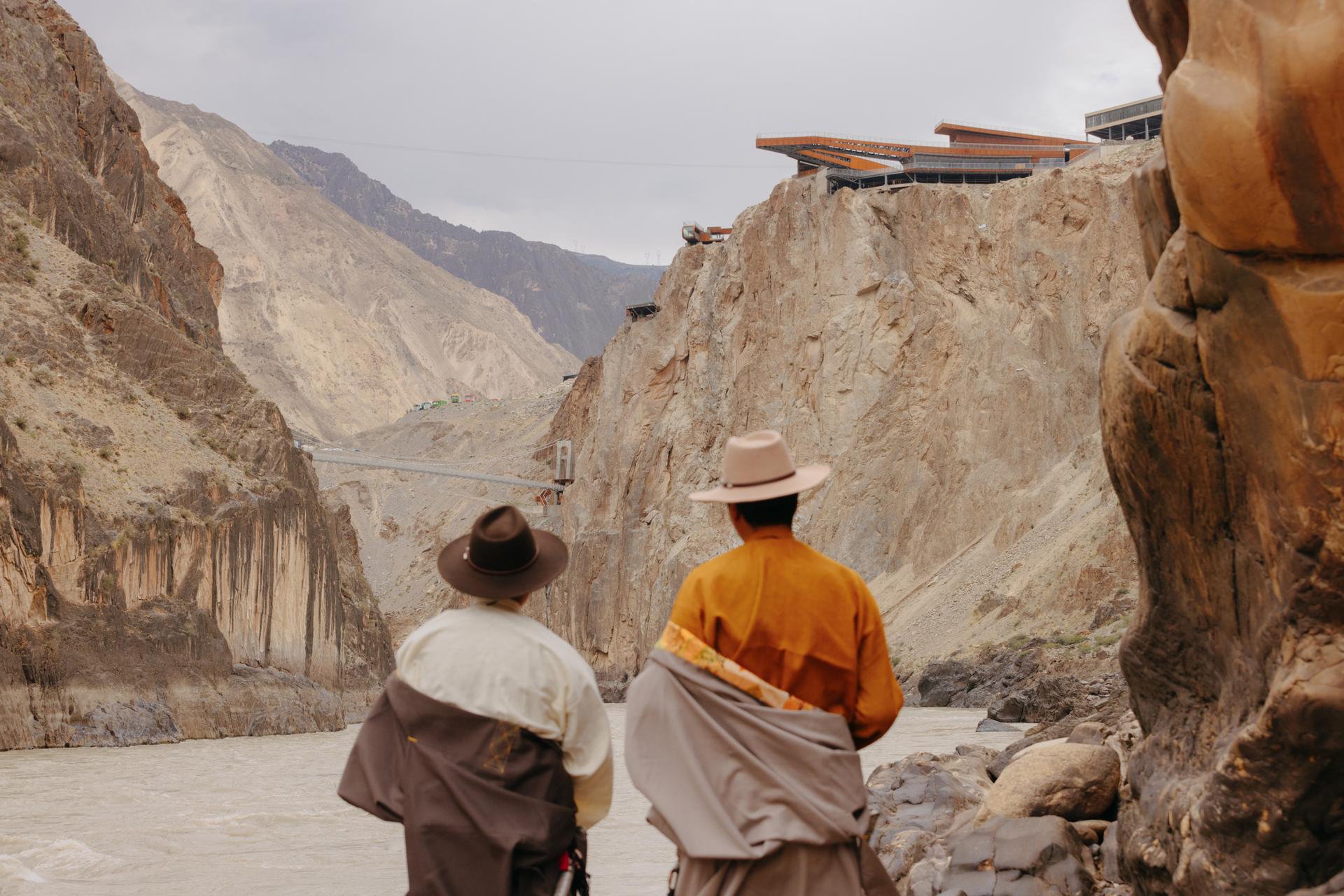 Nujiang River 72 Turns Canyon Scenic Area - image 38