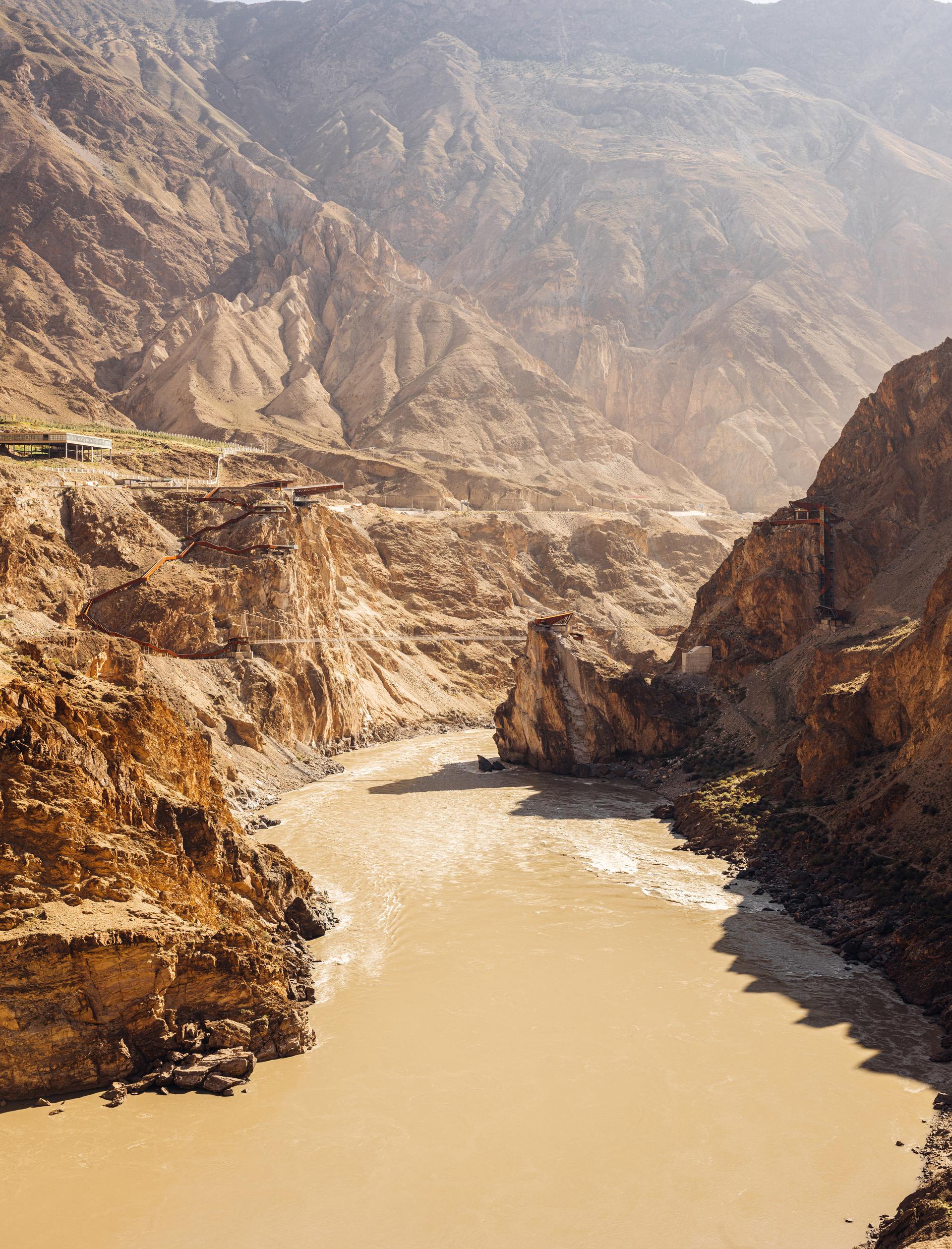 Nujiang River 72 Turns Canyon Scenic Area - image 52