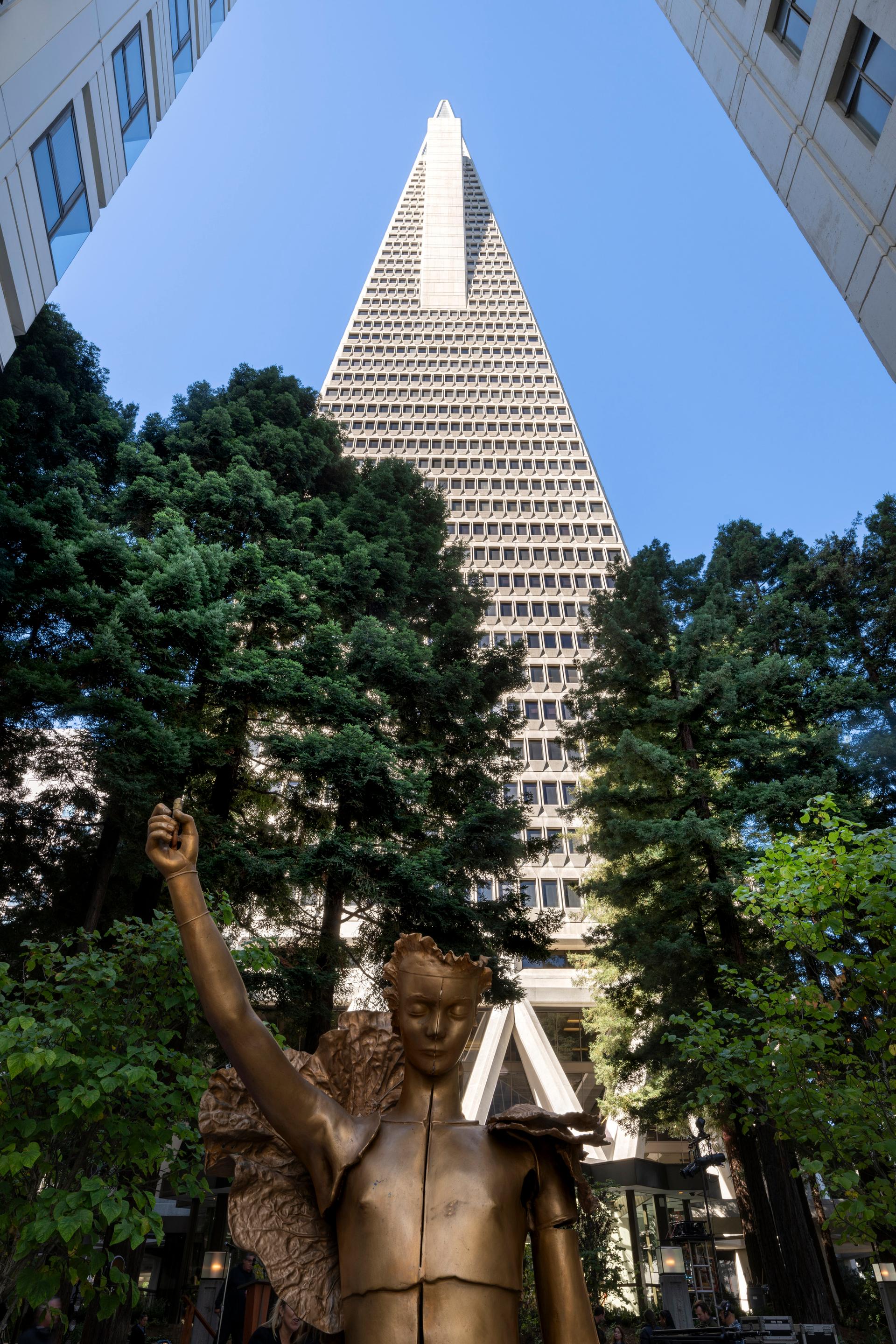 Transamerica Pyramid Center - image 8