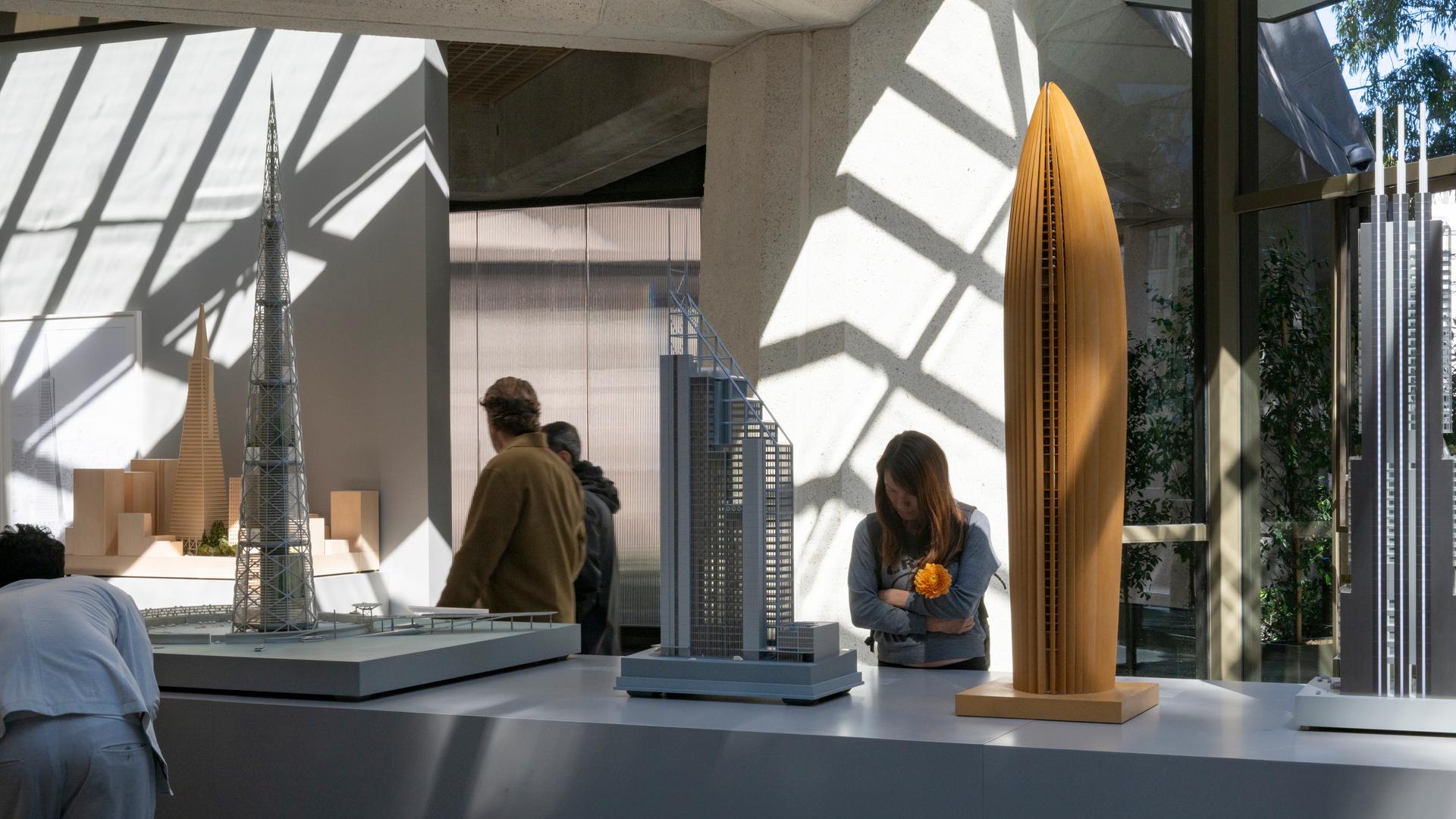 Transamerica Pyramid Center - image 19