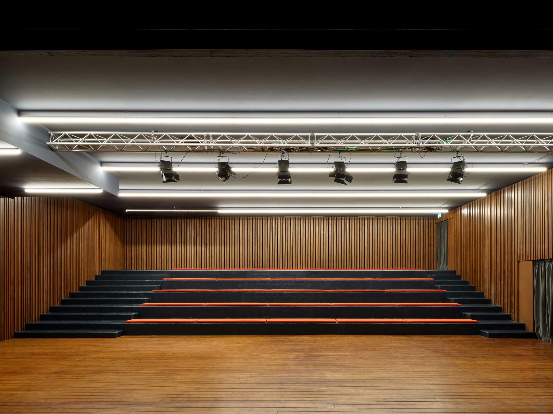 Teatro Borsoni - image 22