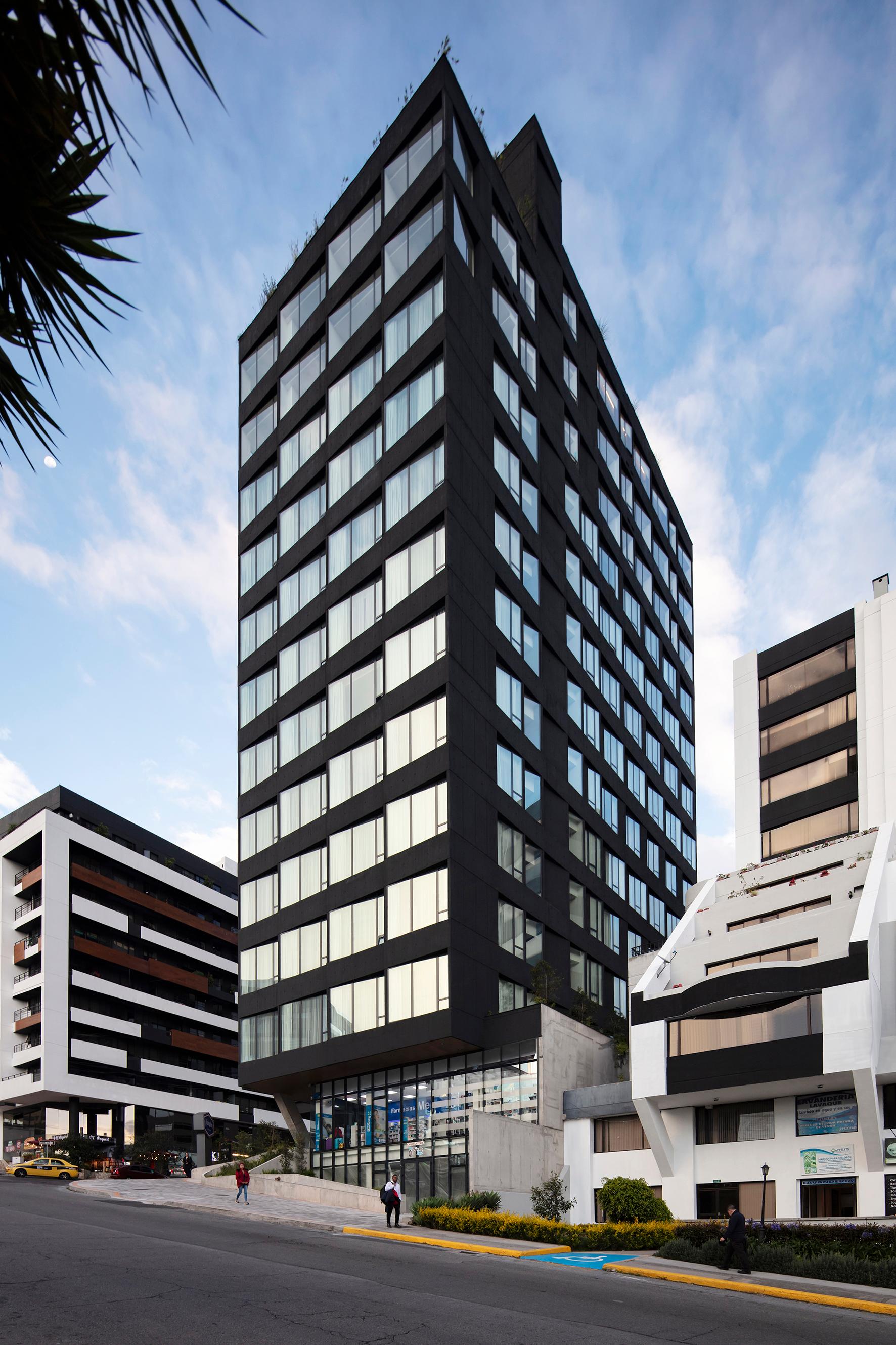 Hampton by Hilton Carolina Park & Zenith Penthouse Suites - image 8