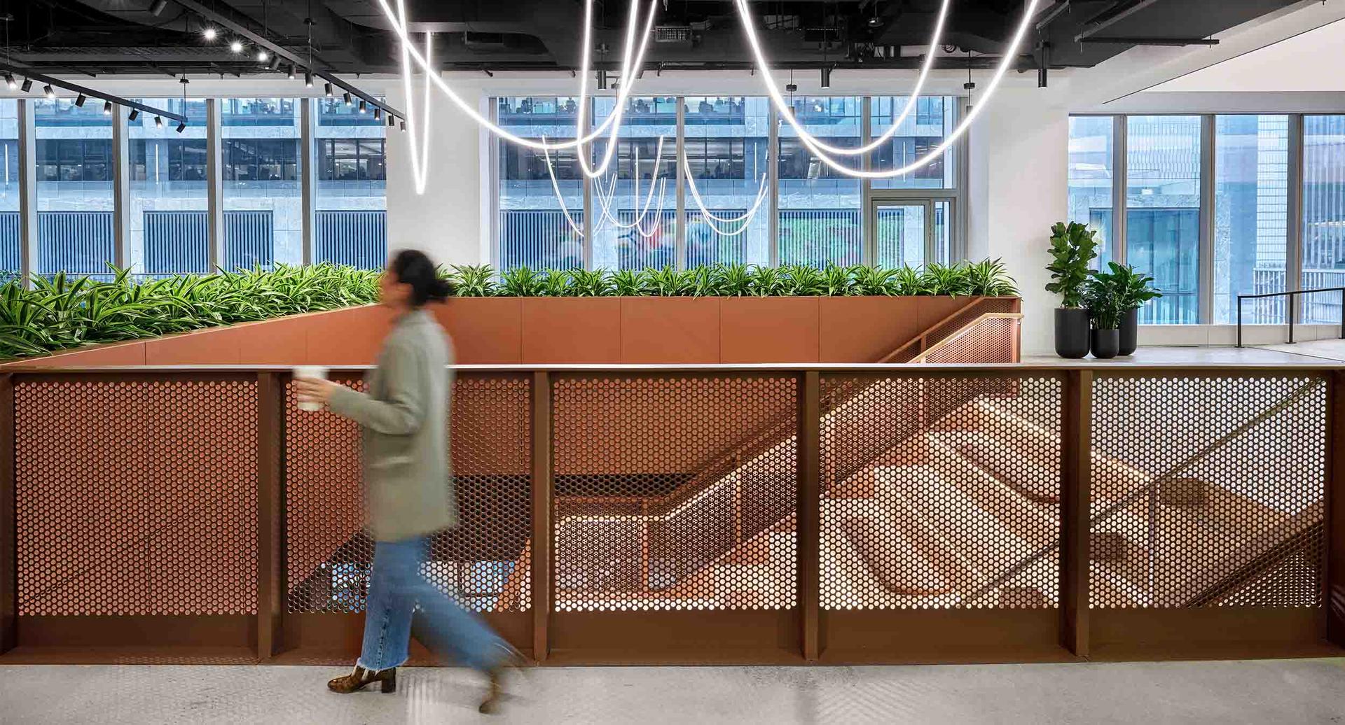 HSBC, New York - image 12