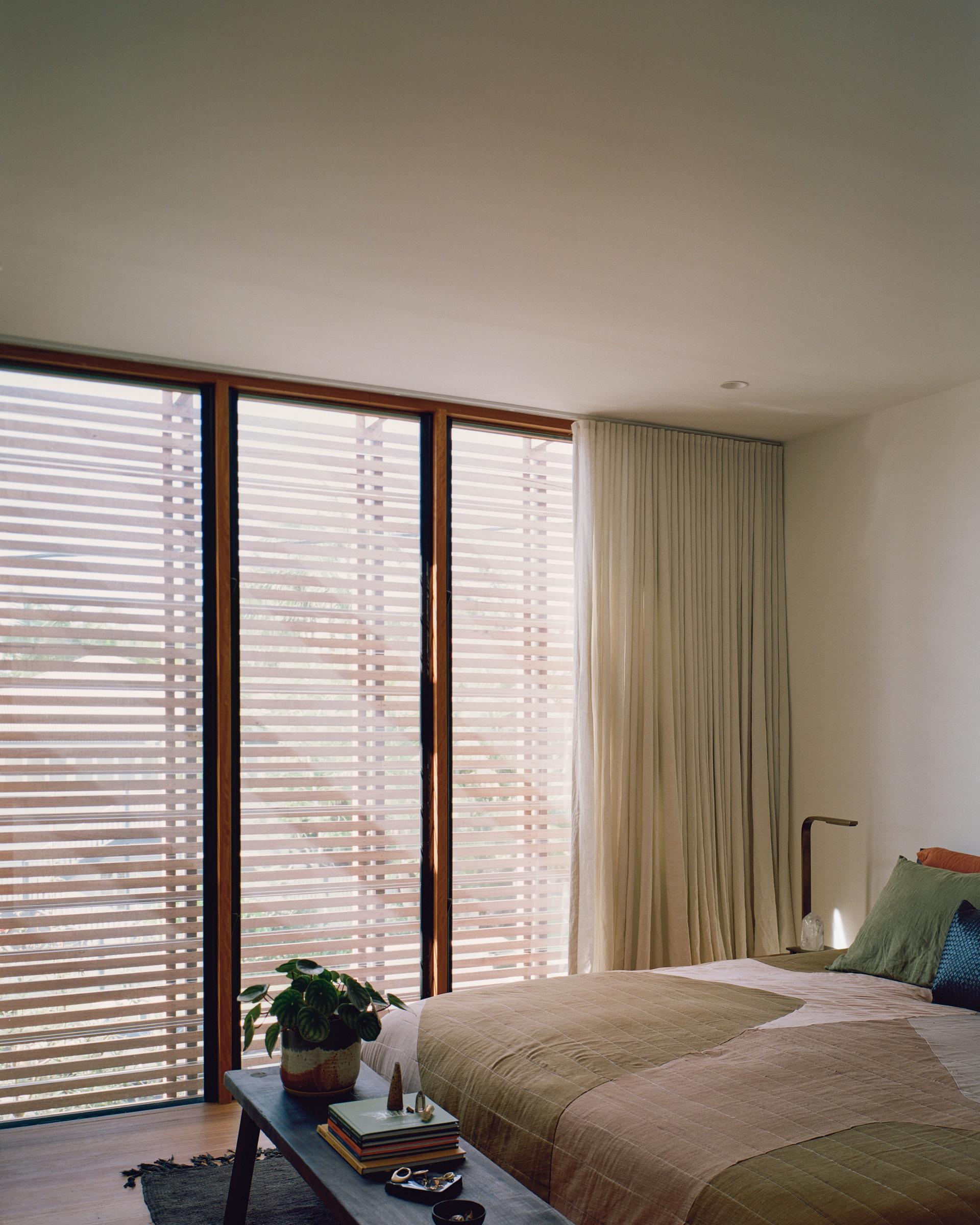 Bangalow Road House - image 14