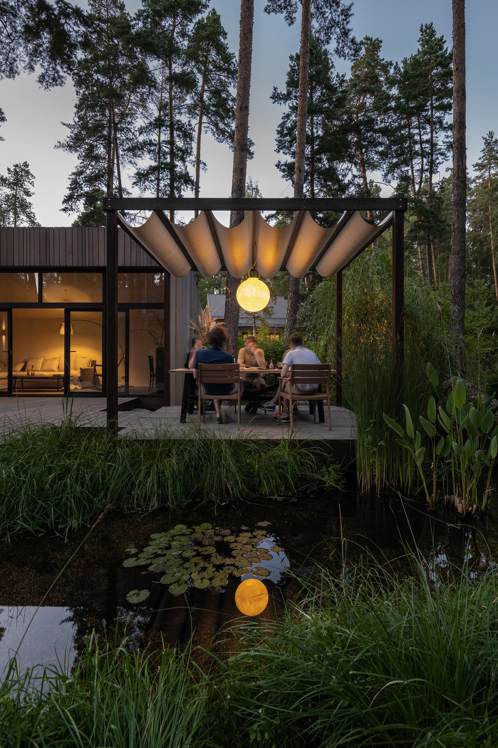 Summer Patio - image 3