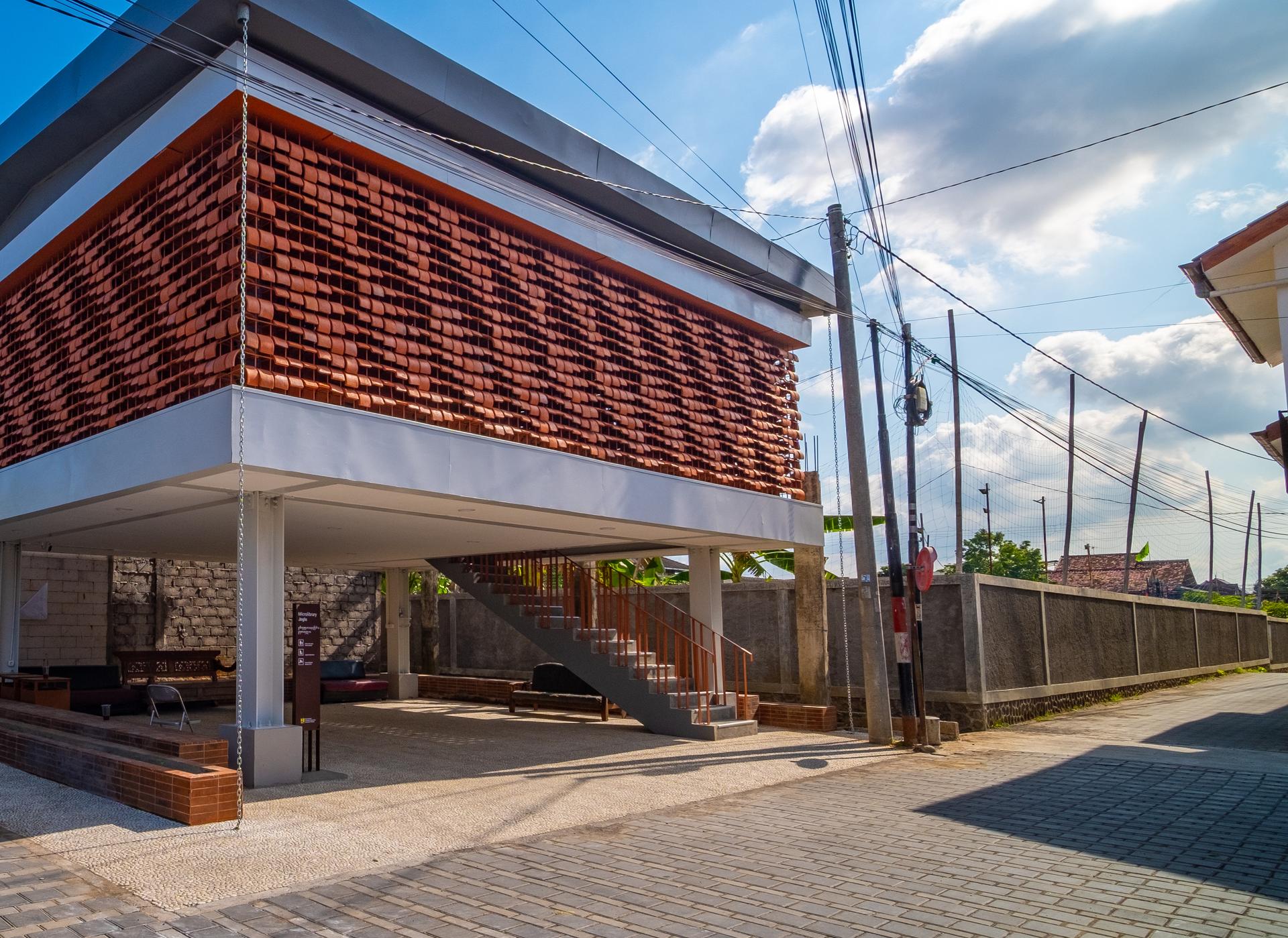 Microlibrary Pringwulung - image 7