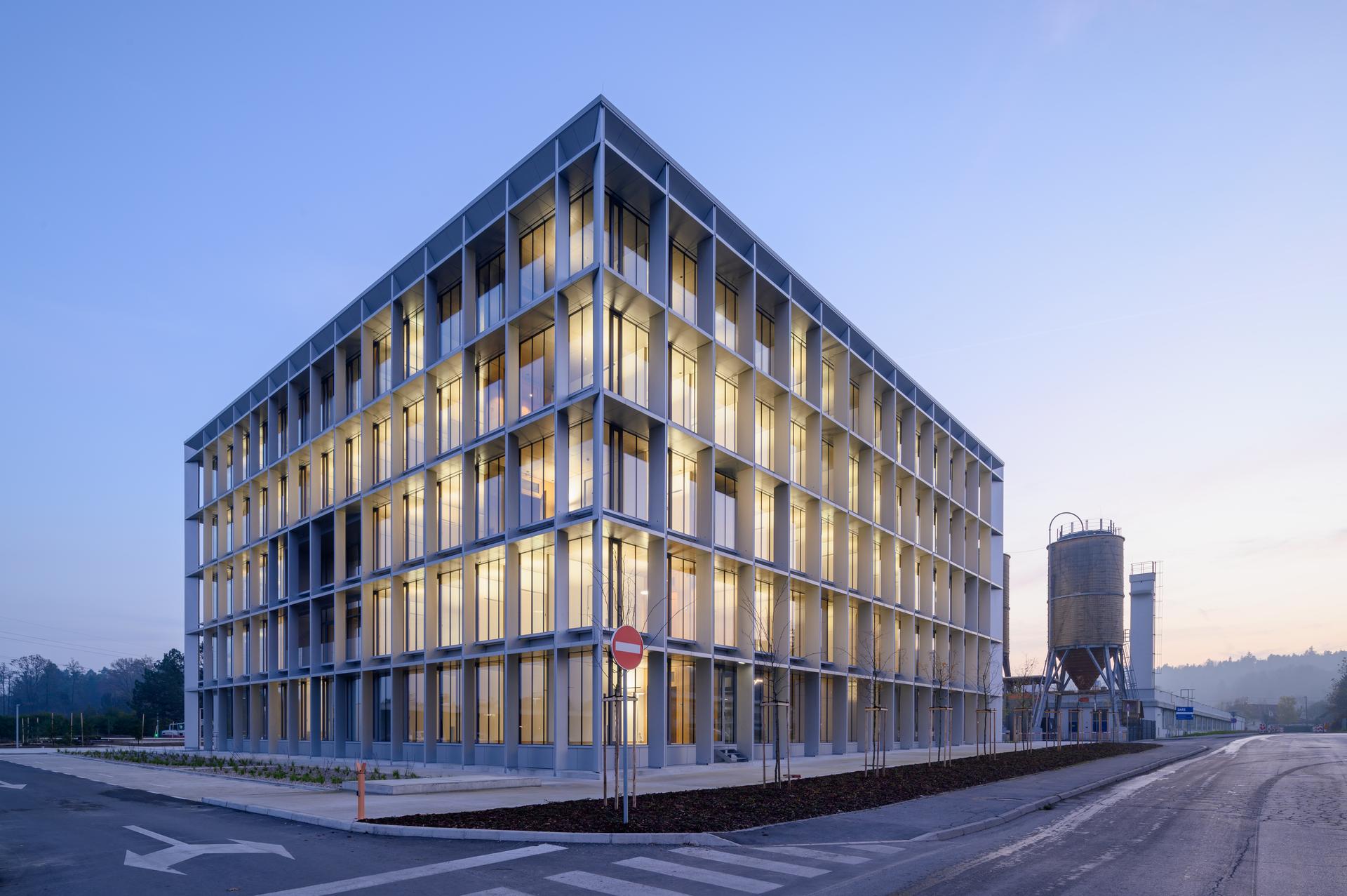 DARS Office building - image 5
