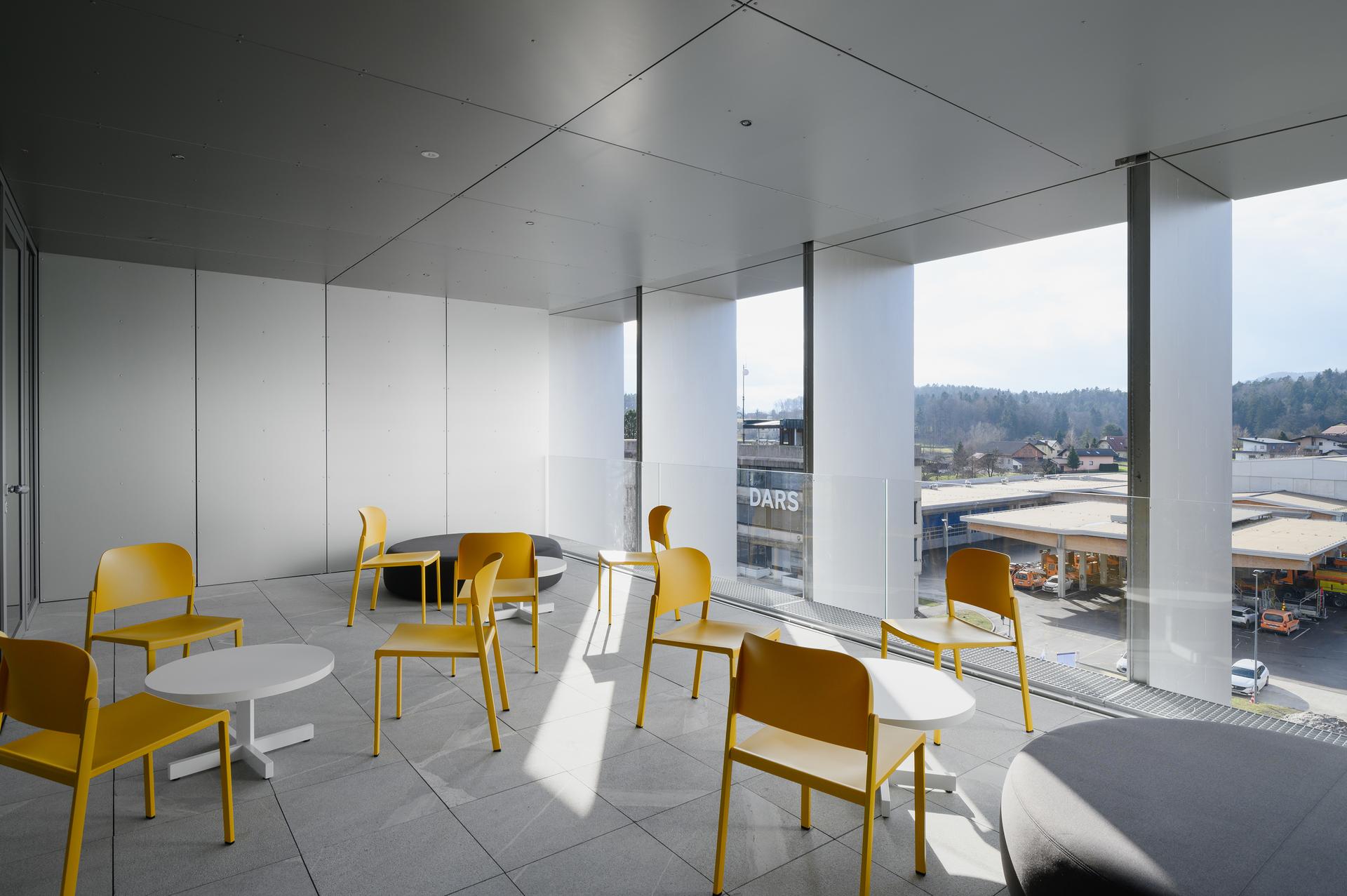 DARS Office building - image 10