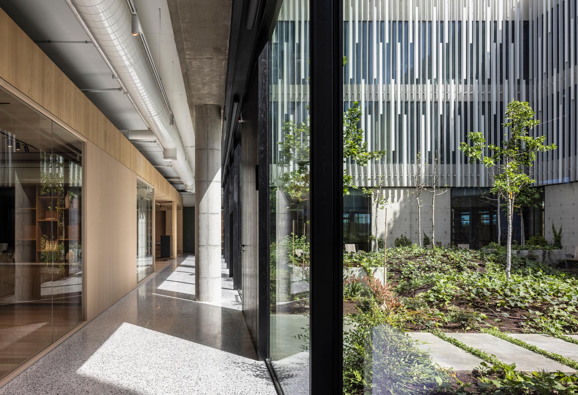 INNOVATE HQ& showroom - image 3