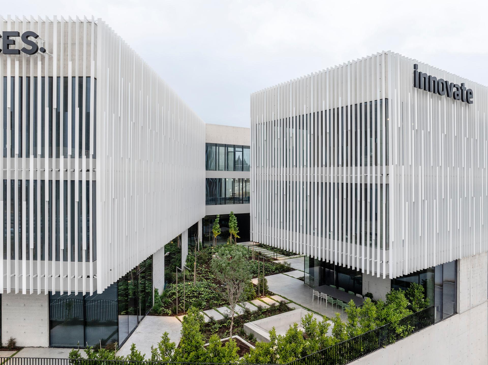 INNOVATE HQ& showroom - image 8