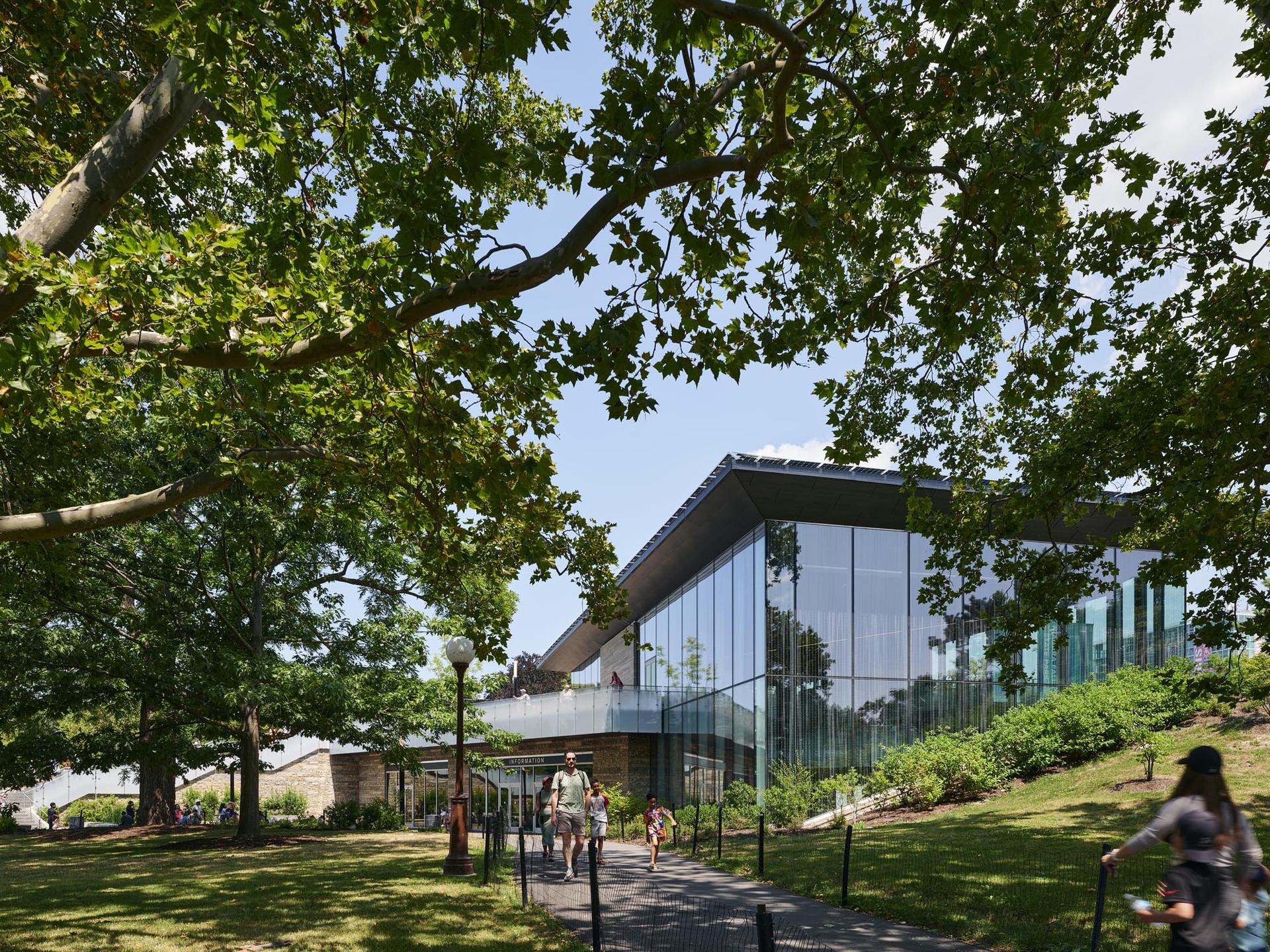 Ralph C. Wilson, Jr. Welcome Center at Niagara Falls State Park - image 3