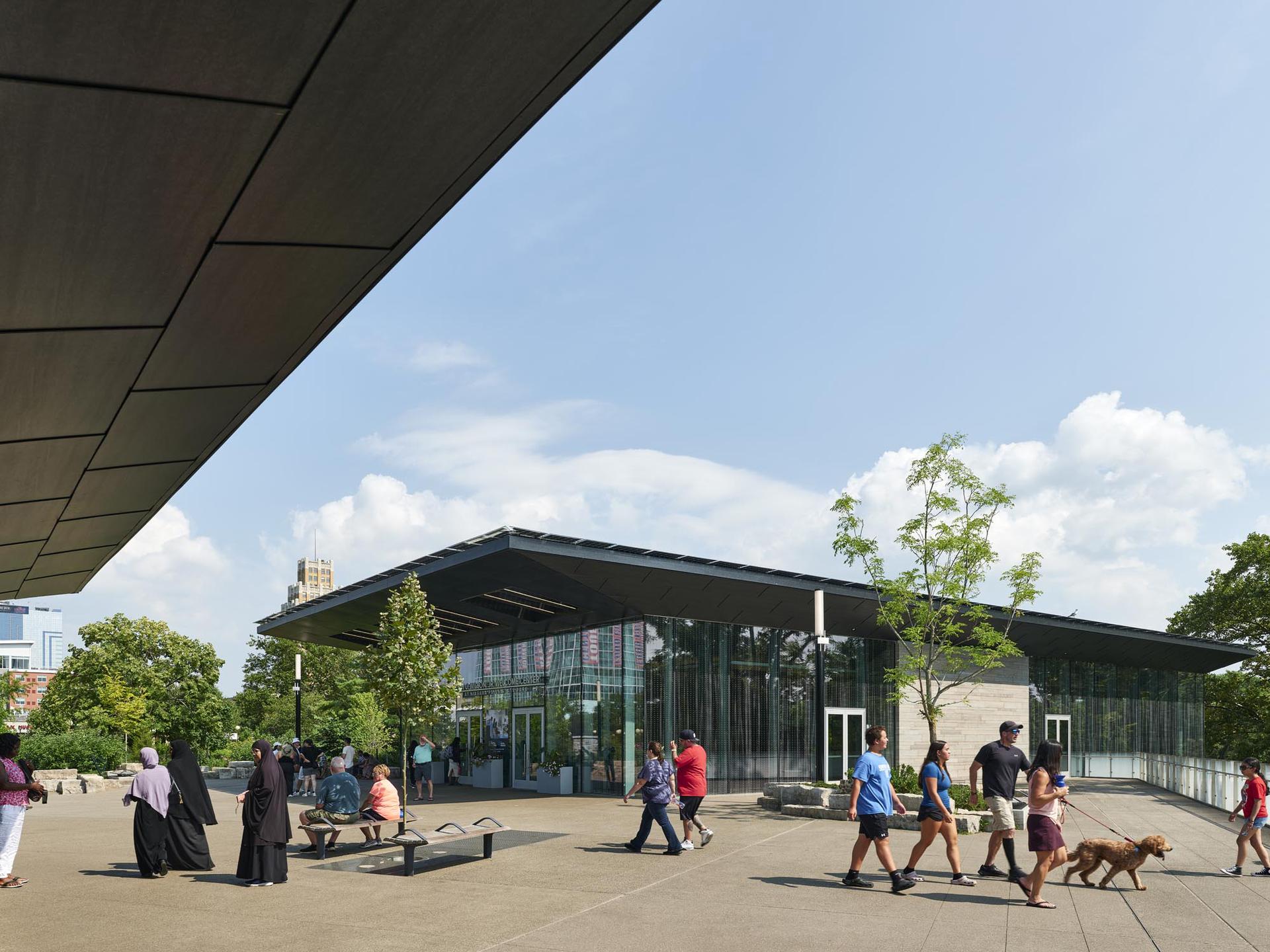 Ralph C. Wilson, Jr. Welcome Center at Niagara Falls State Park - image 2