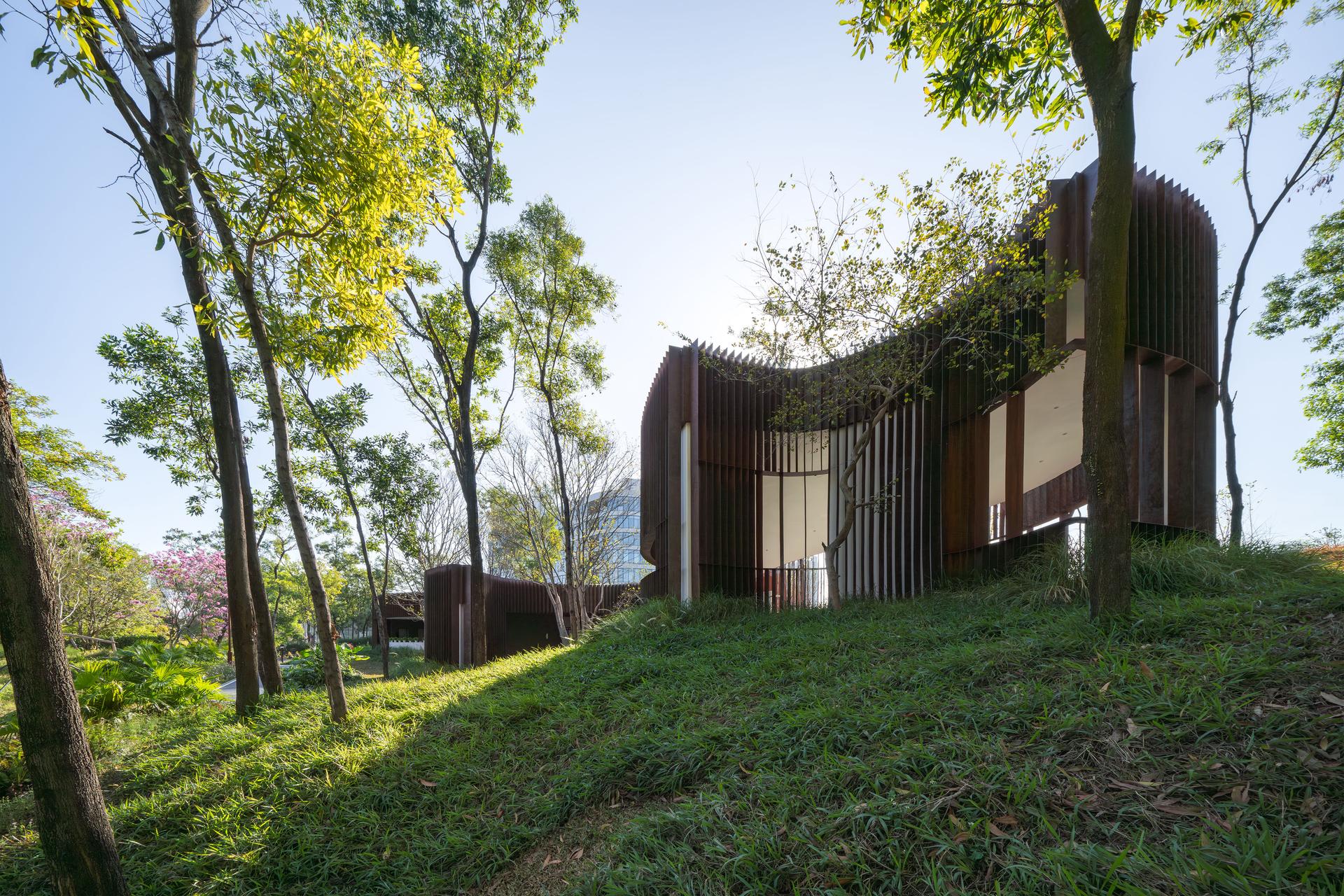 Qiaochengbei Park Visitor Center - image 3