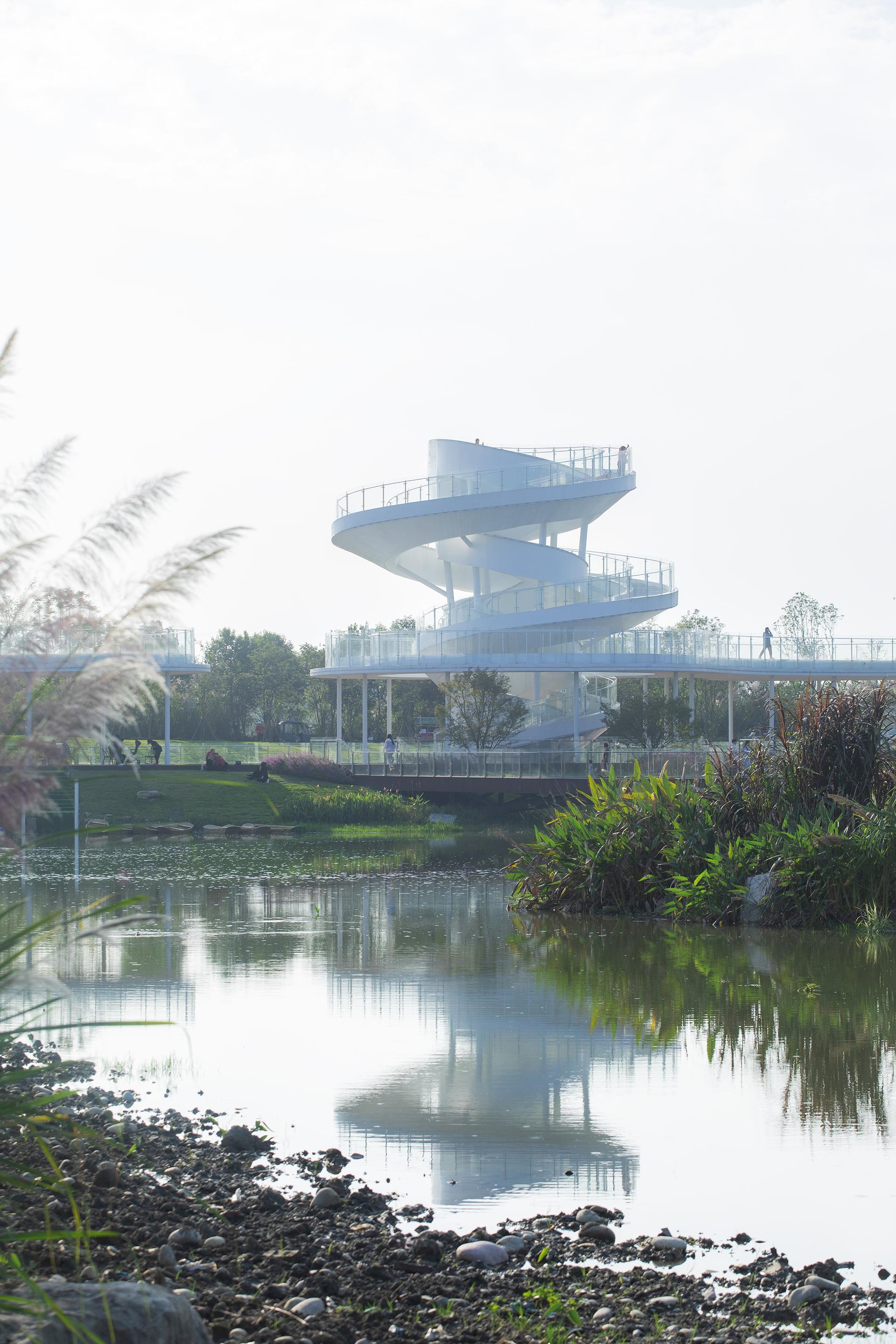 Lujiatan Wetland Park Commercial Service Center - image 34