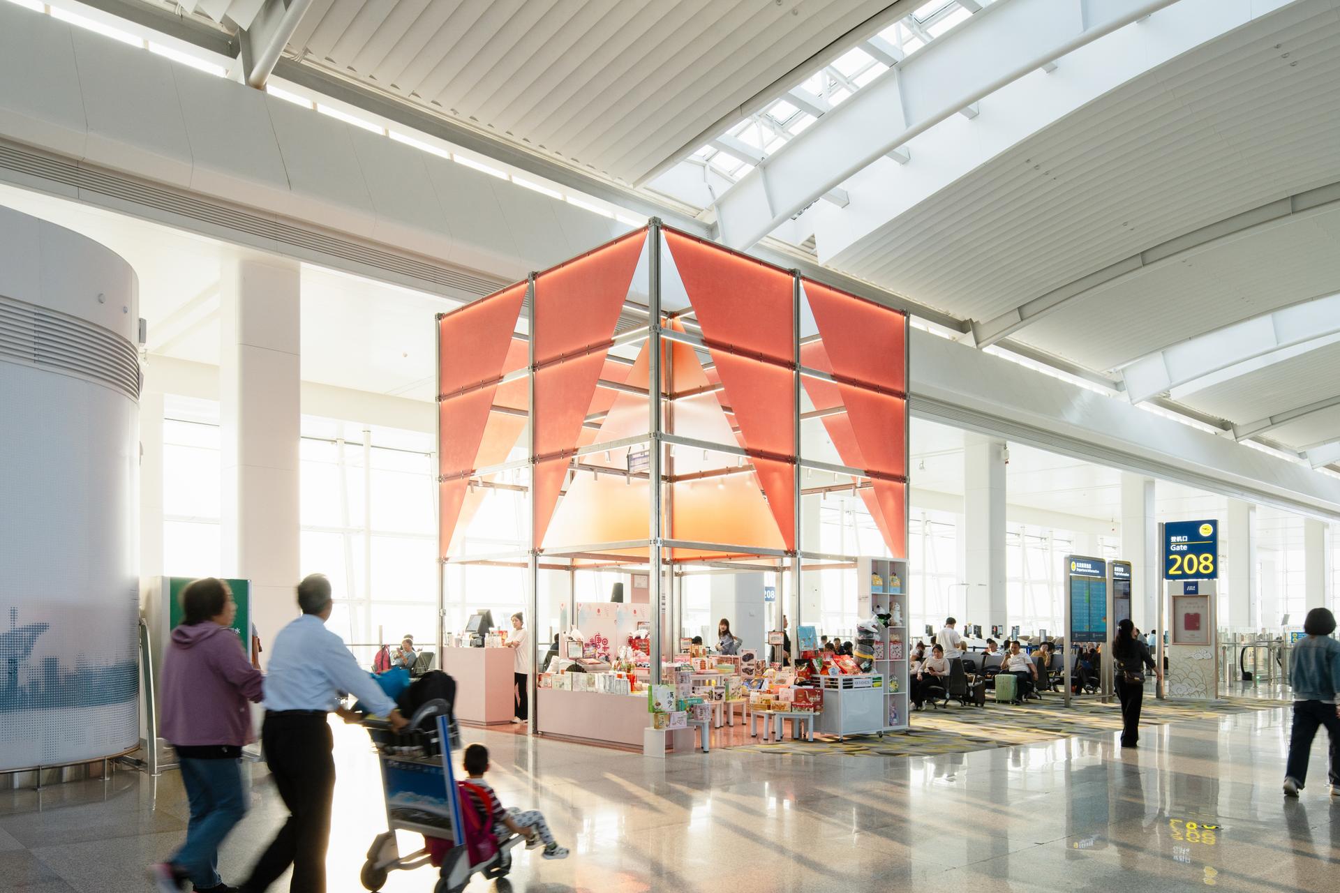 Design of kiosks and observation decks in Wuhan Tianhe Airport T2—Towards a light architecture - image 14