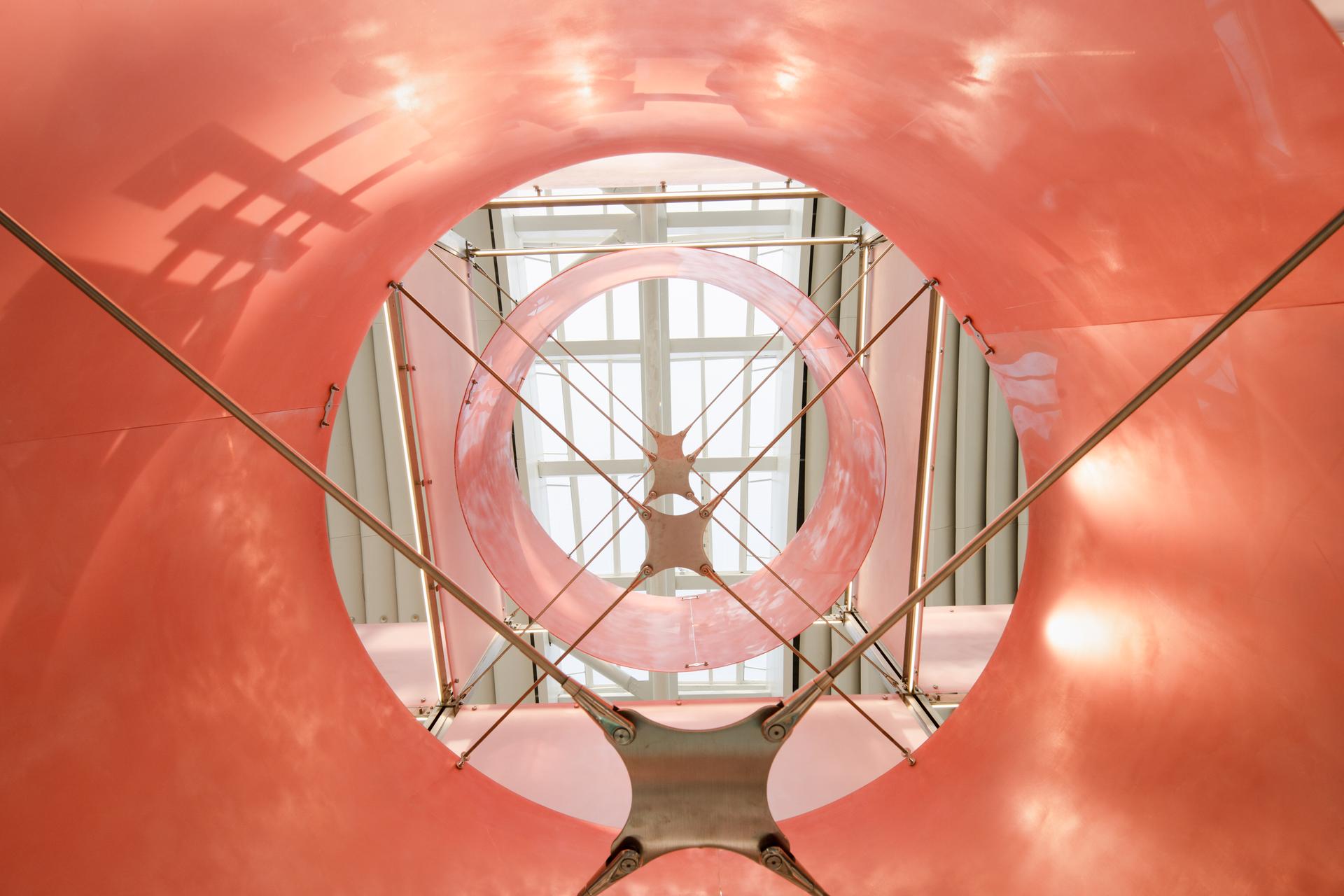 Design of kiosks and observation decks in Wuhan Tianhe Airport T2—Towards a light architecture - image 21