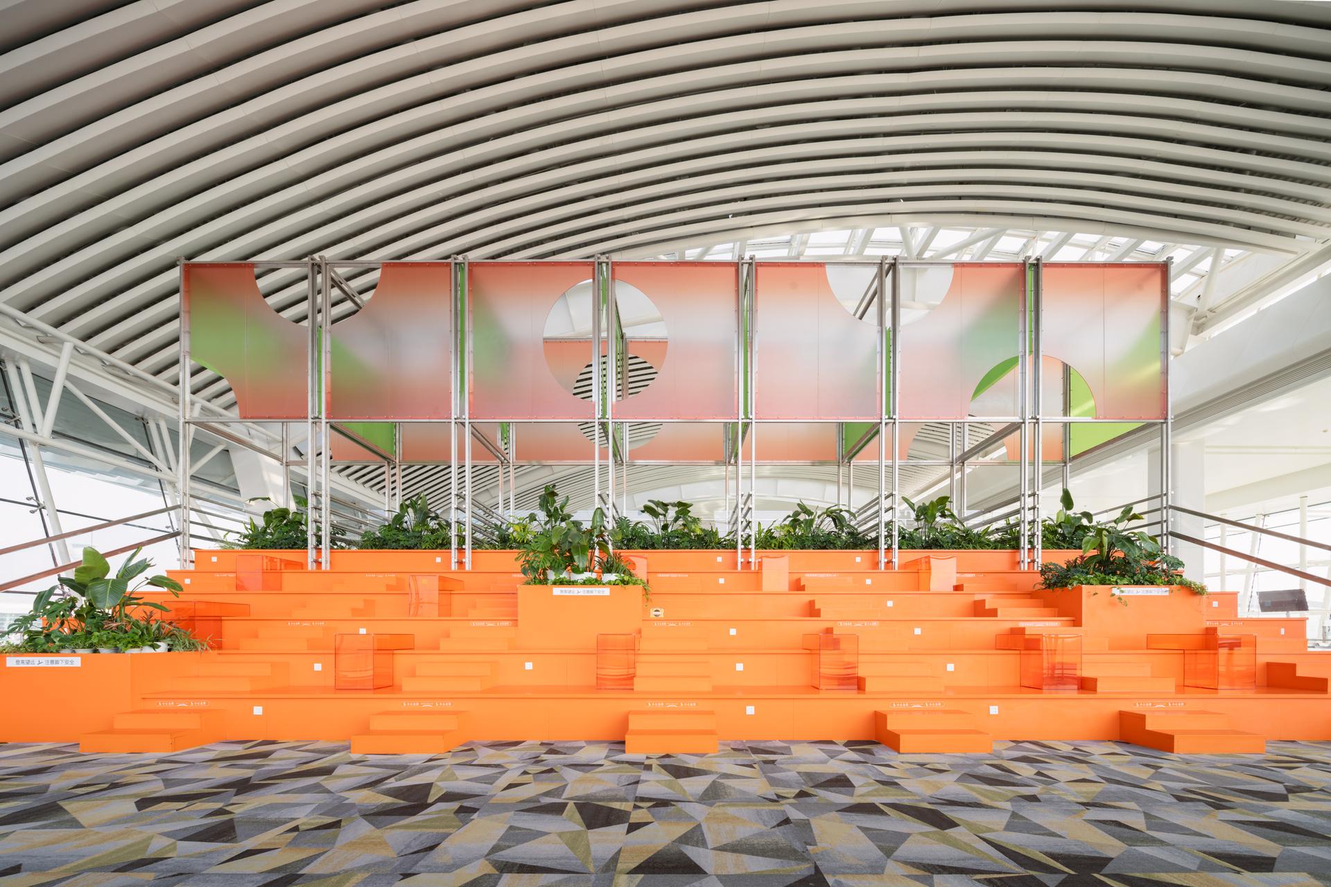 Design of kiosks and observation decks in Wuhan Tianhe Airport T2—Towards a light architecture