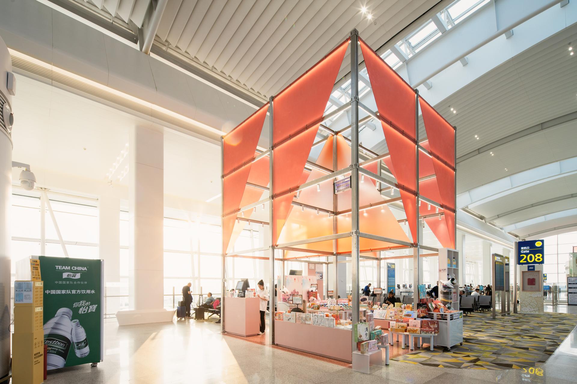 Design of kiosks and observation decks in Wuhan Tianhe Airport T2—Towards a light architecture - image 11