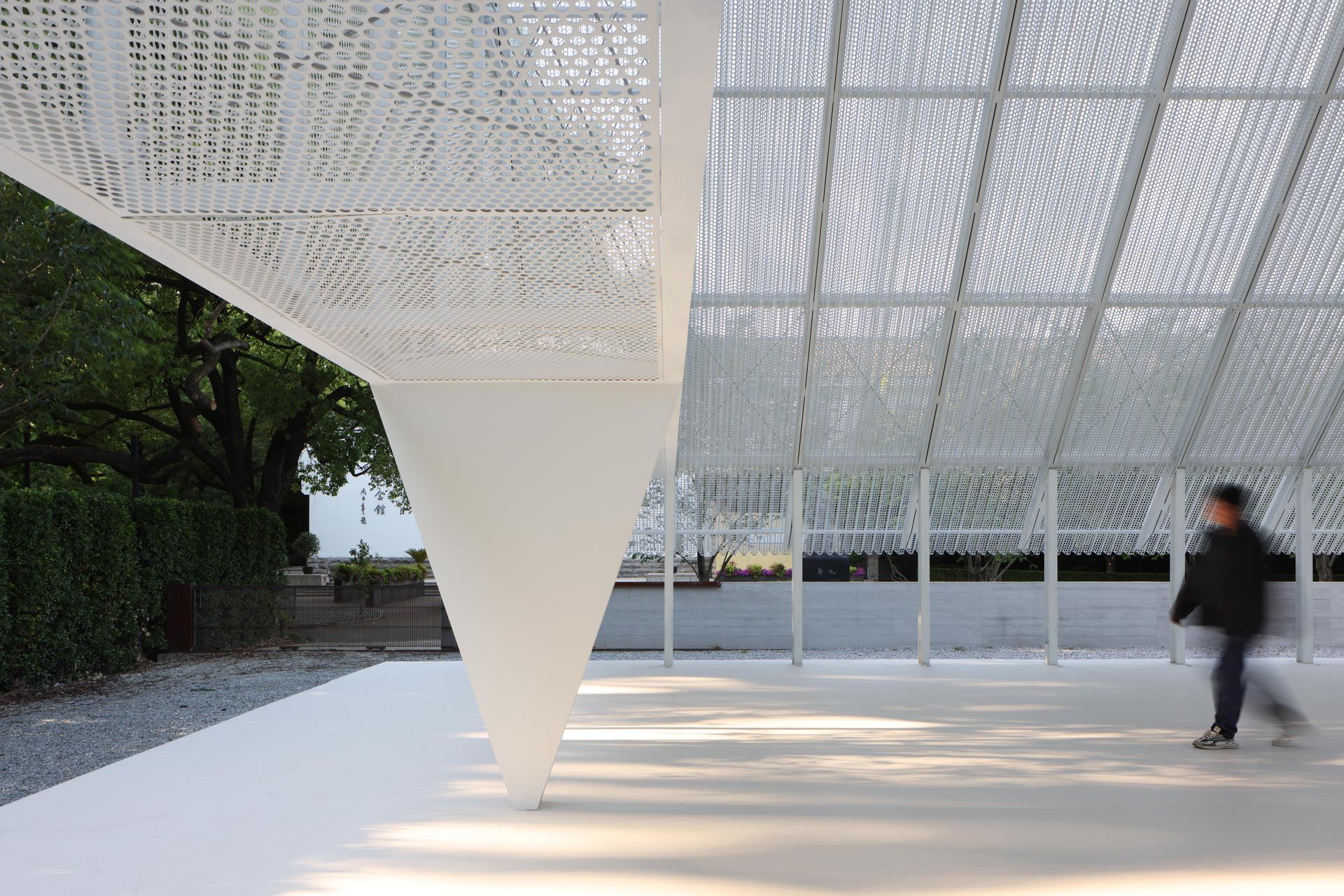 The Breeze Hall—Between the sacred and the mundane - image 33