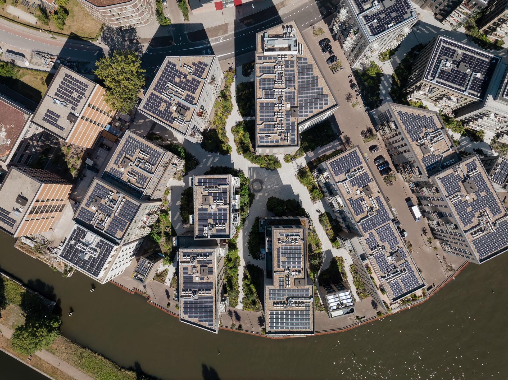 Cruquius Island Housing - image 8