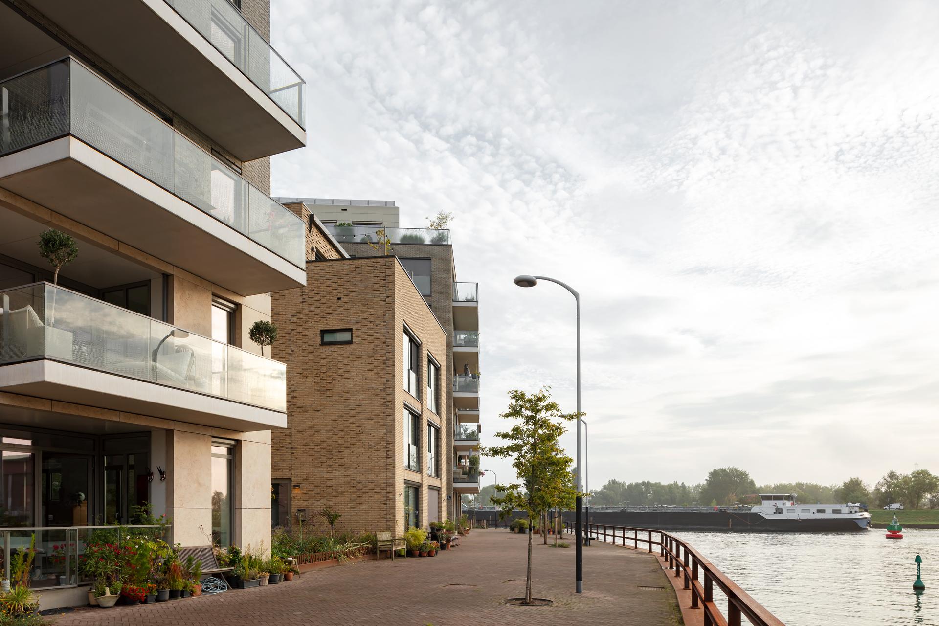 Cruquius Island Housing - image 36