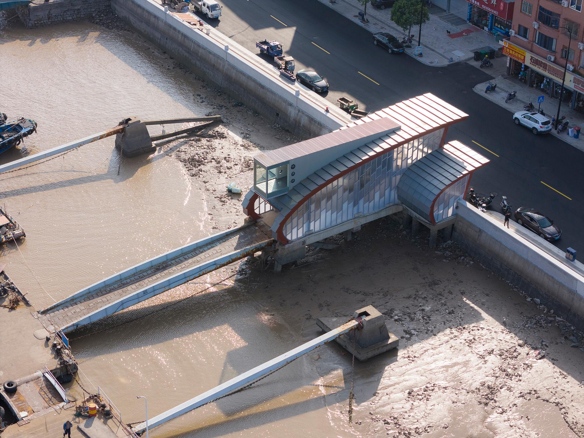 Fishermen Light Cinema-Dongmen Pier Renovation - image 7