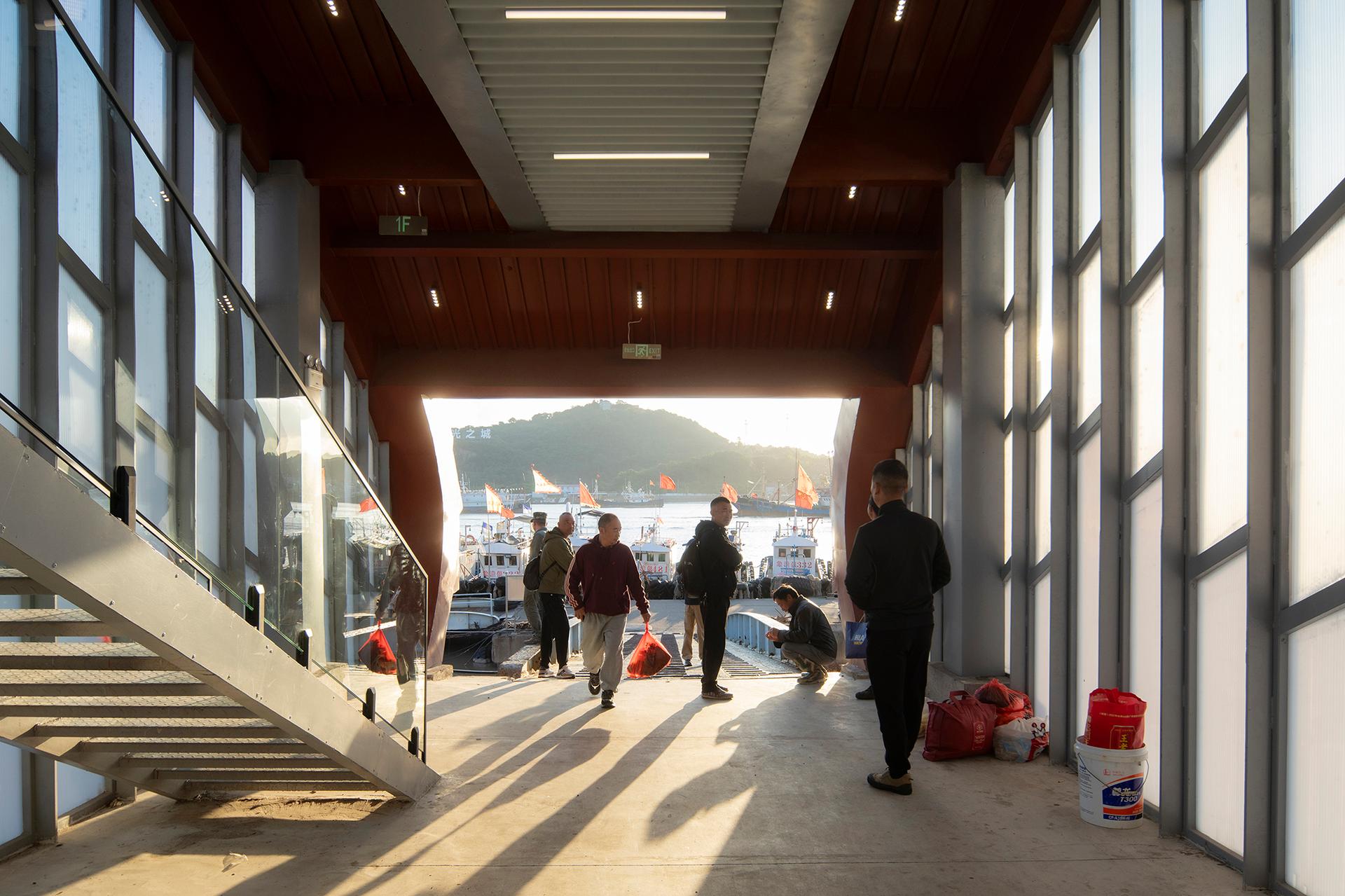Fishermen Light Cinema-Dongmen Pier Renovation - image 8