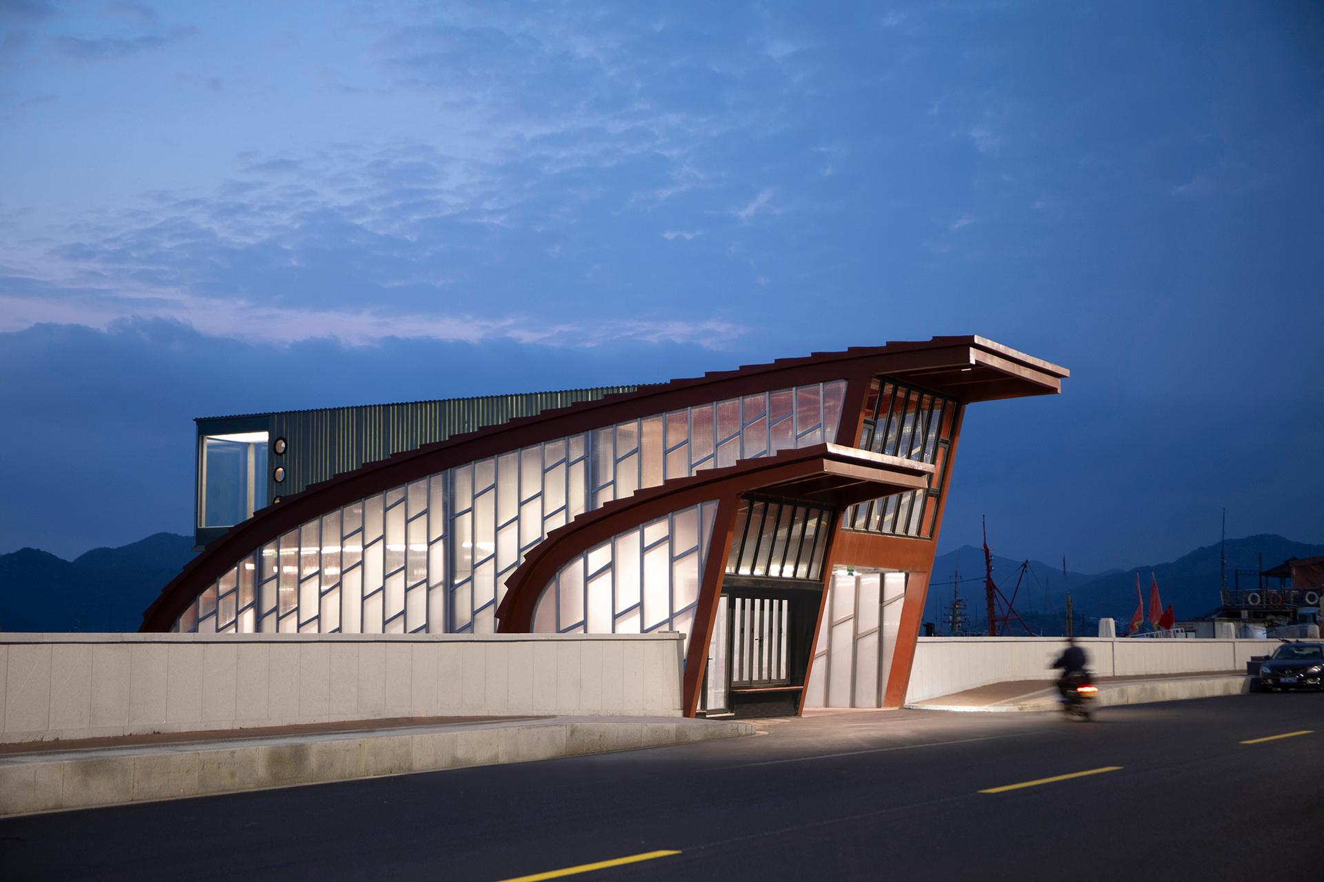Fishermen Light Cinema-Dongmen Pier Renovation - image 4