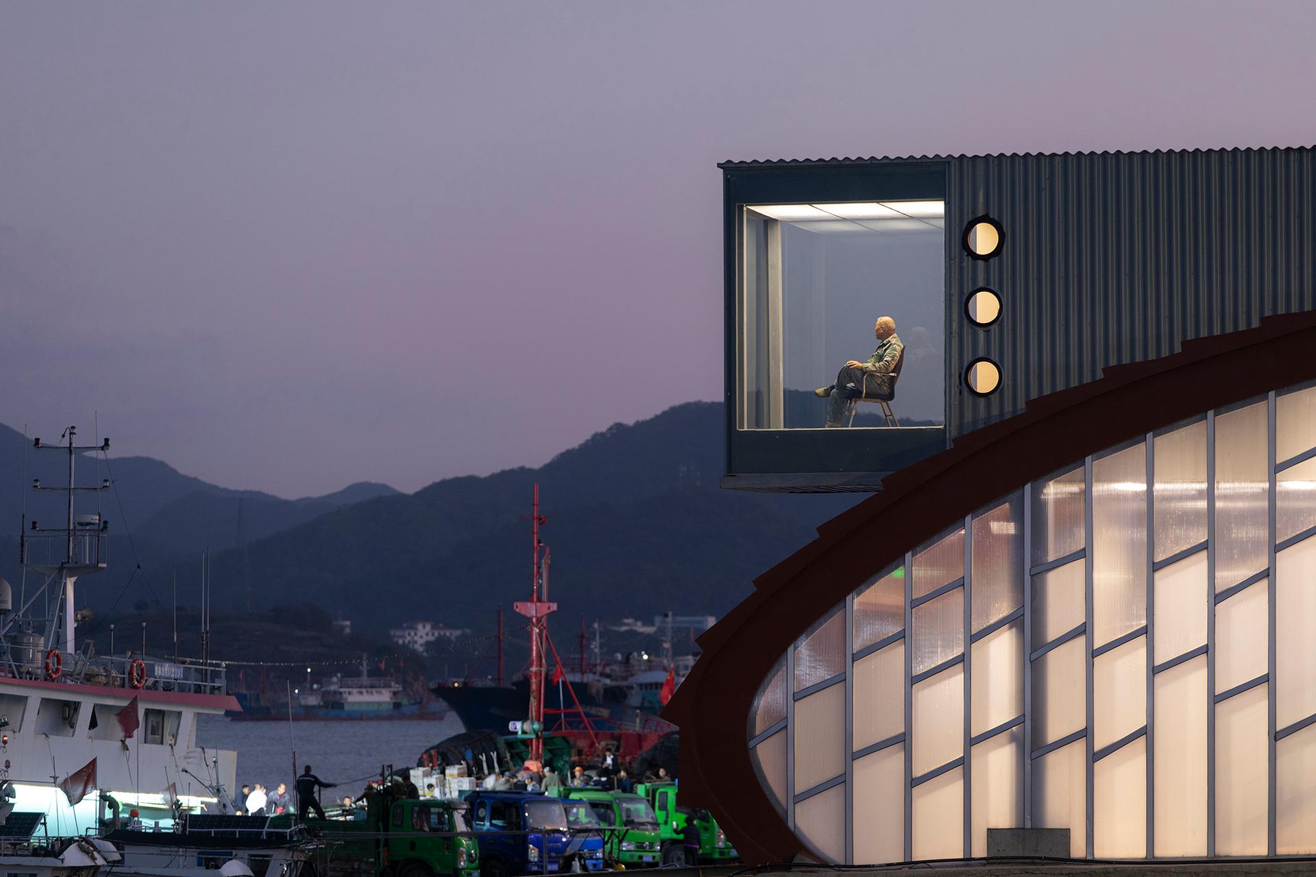 Fishermen Light Cinema-Dongmen Pier Renovation - image 11