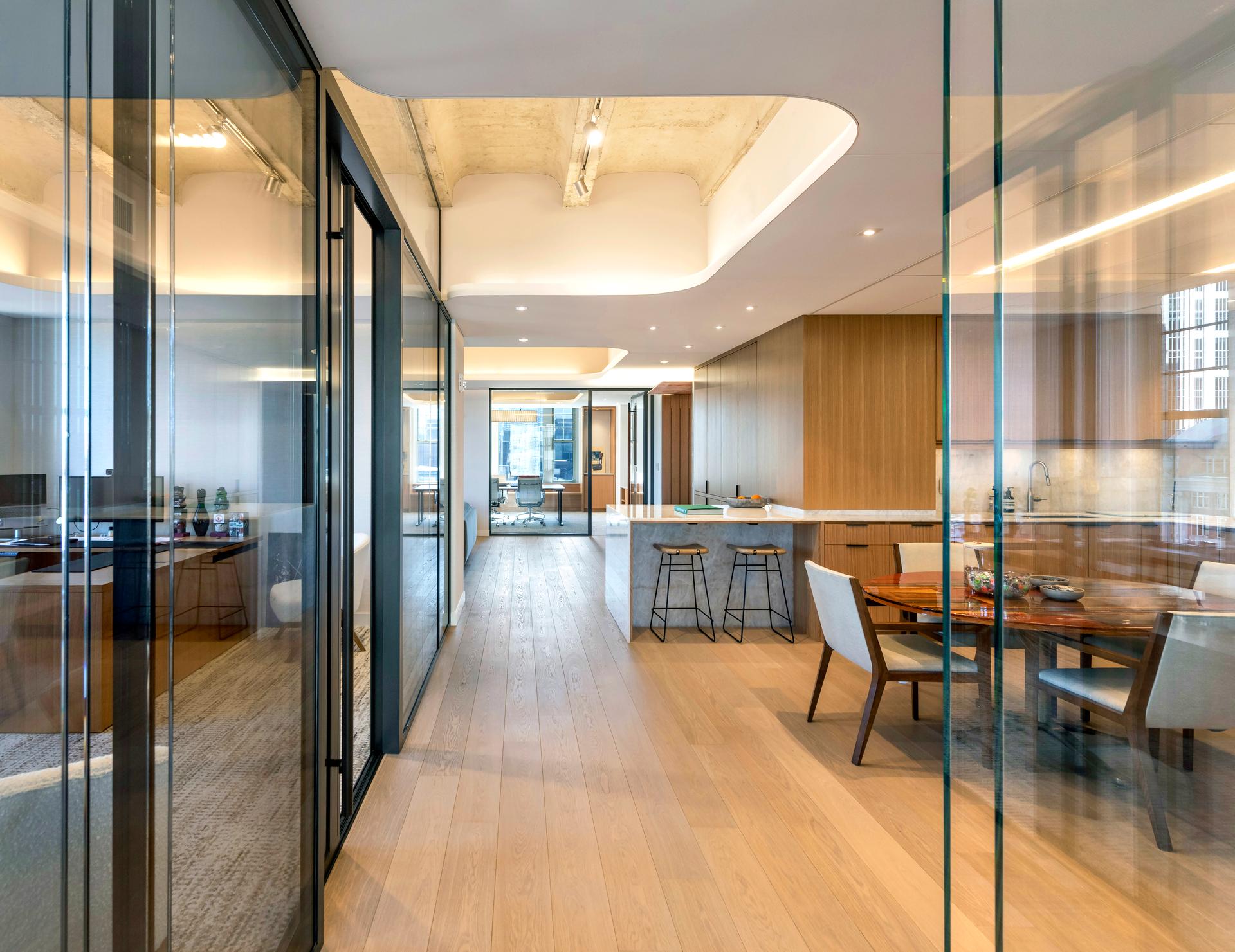 38 Newbury 7th Floor Interiors - image 2