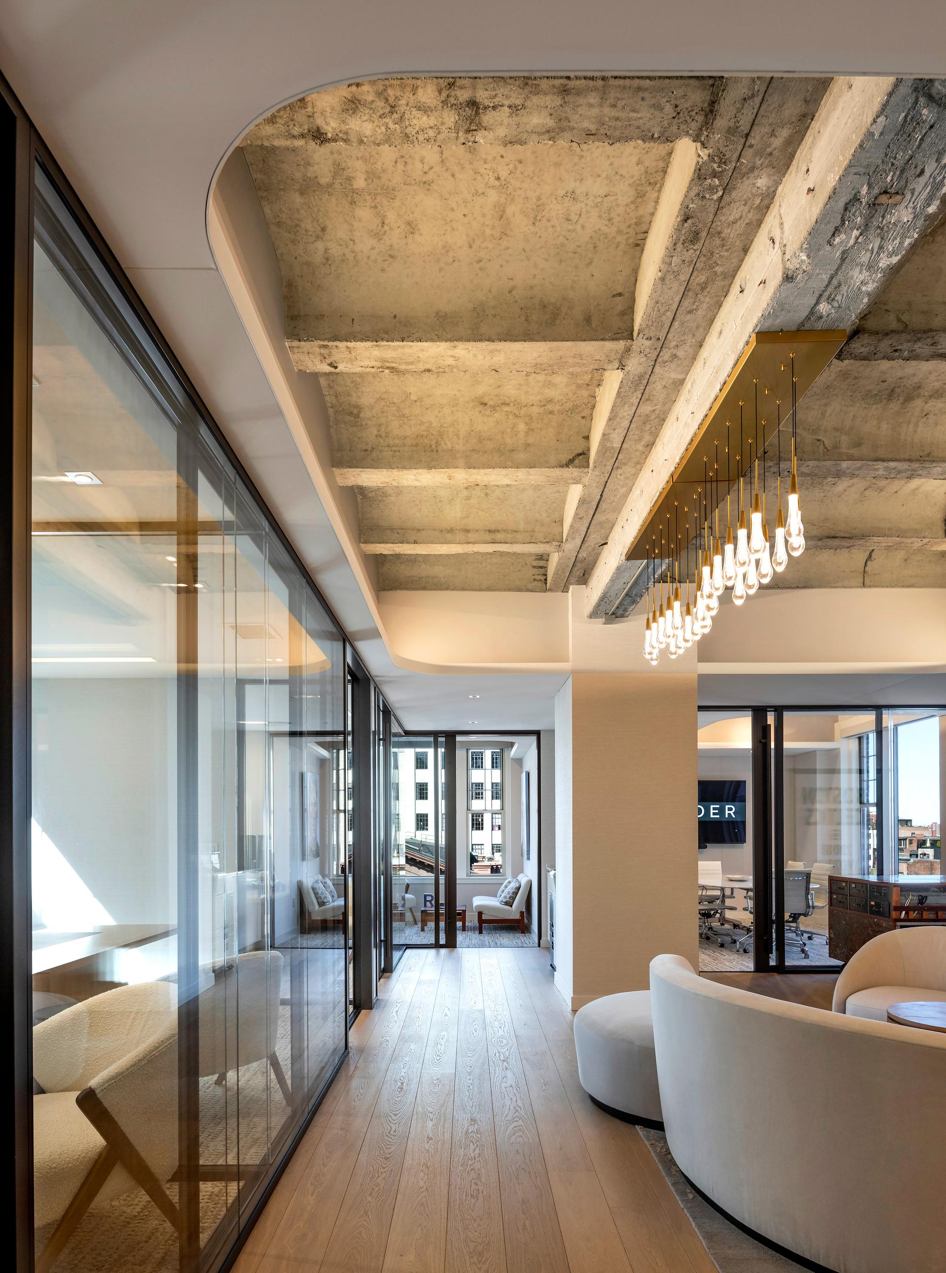 38 Newbury 7th Floor Interiors - image 7