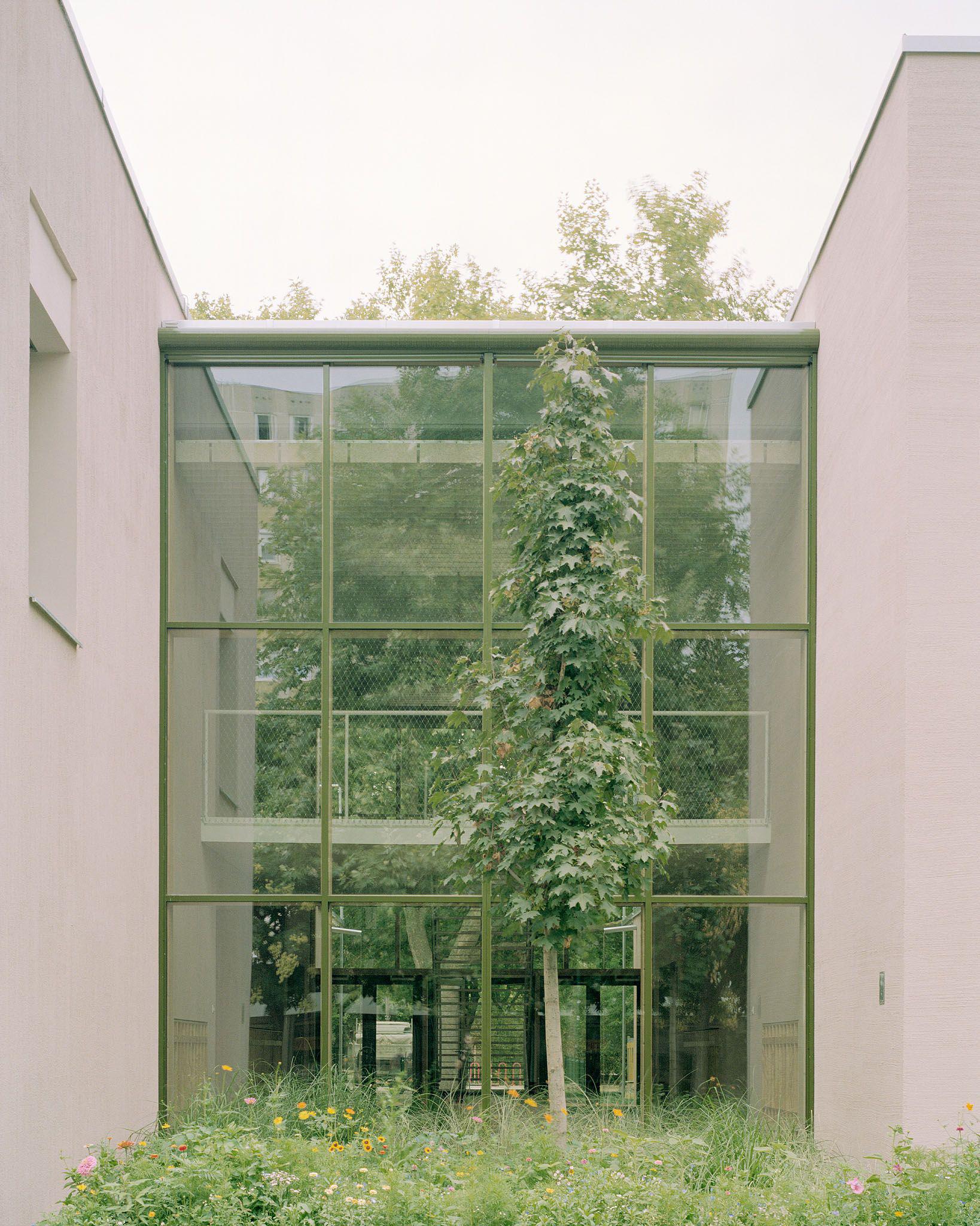 Gyöngyszem Kindergarten - image 3